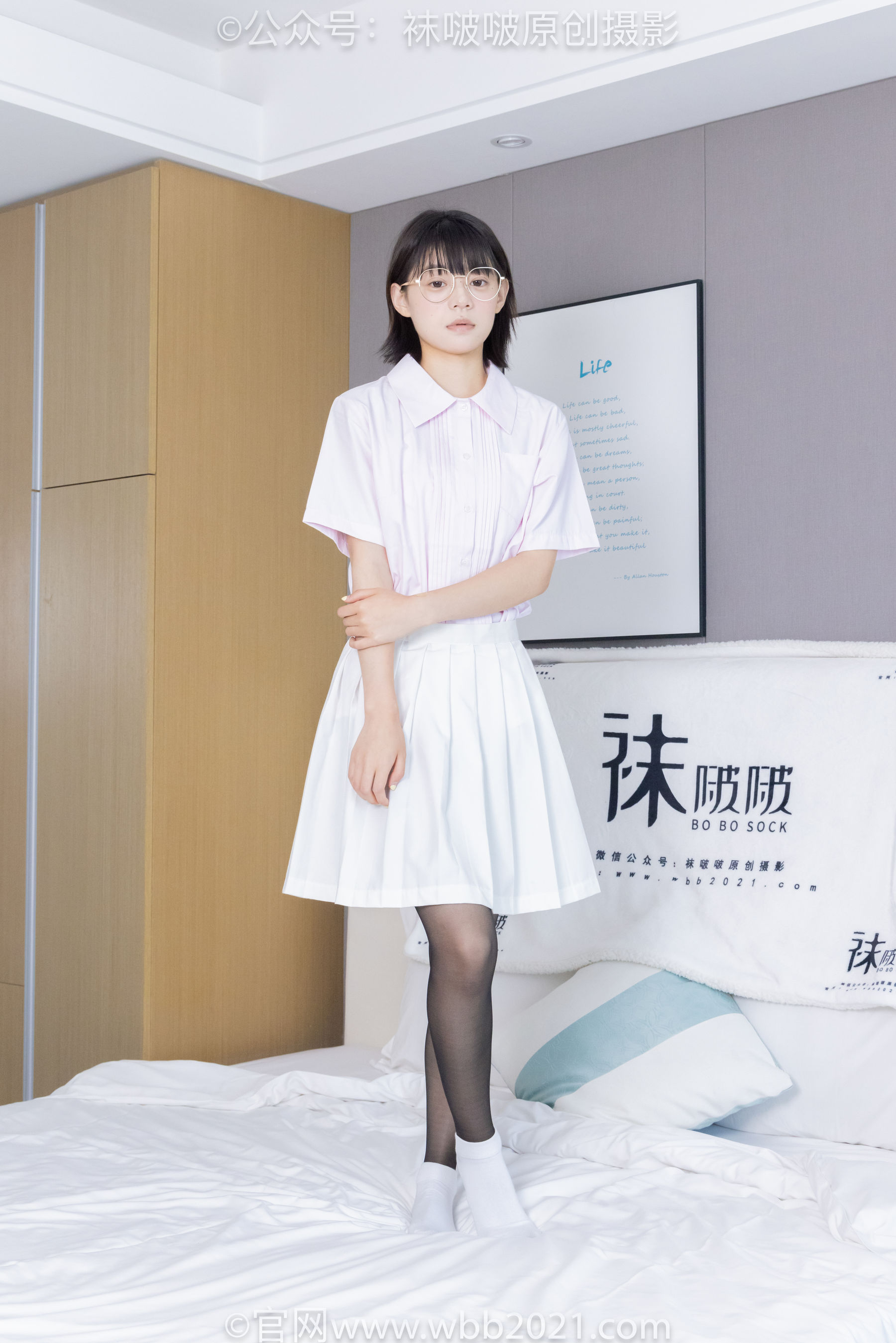 BoBoSocks袜啵啵 No.449 糯米 运动鞋、白棉袜、黑丝/(148P)