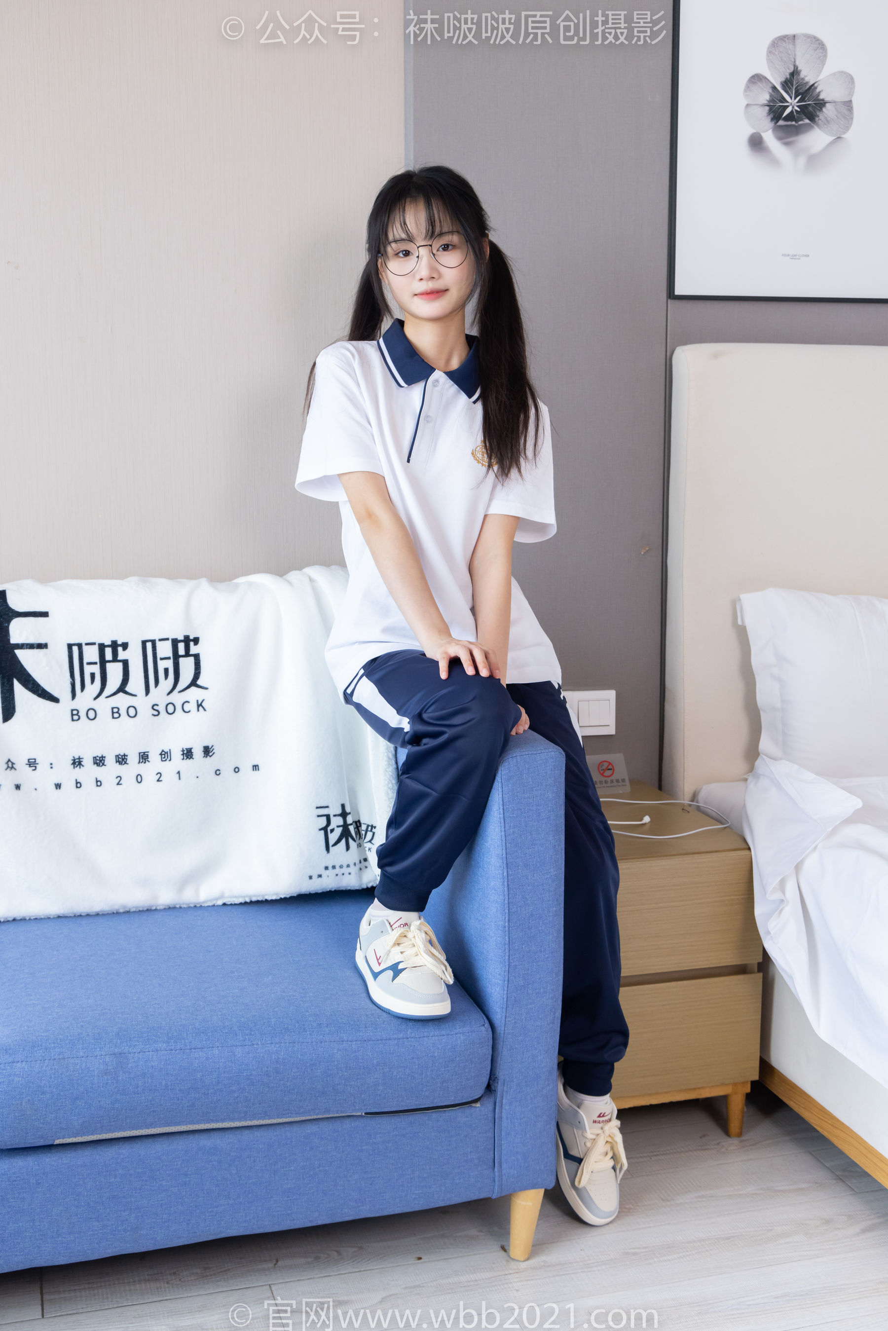 BoBoSocks袜啵啵 No.446 甜甜圈 板鞋、白棉袜、白丝、校服裤里丝/(150P)