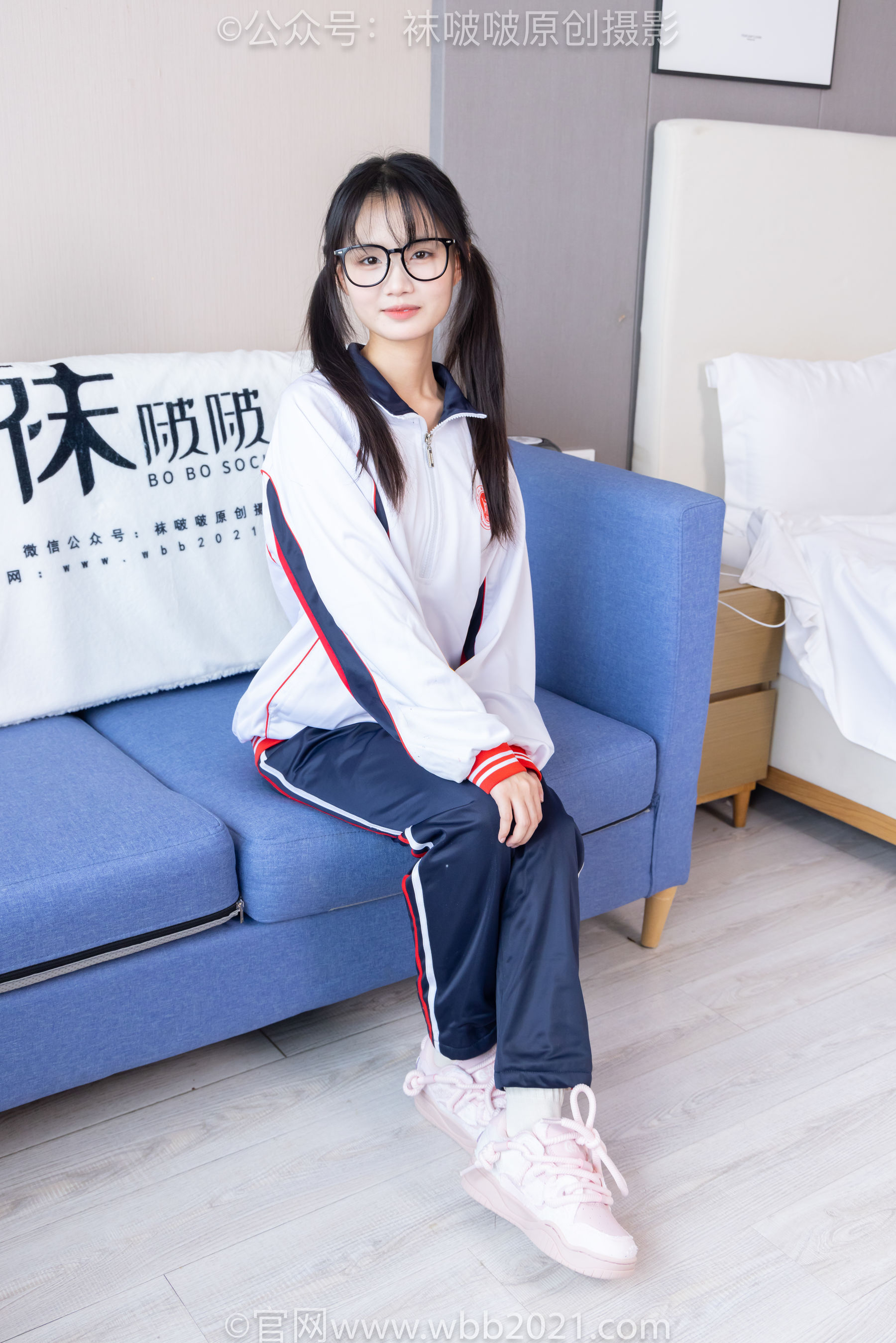 BoBoSocks袜啵啵 No.458 甜甜圈 -板鞋、白棉袜、肉丝、校服裤里丝/(150P)