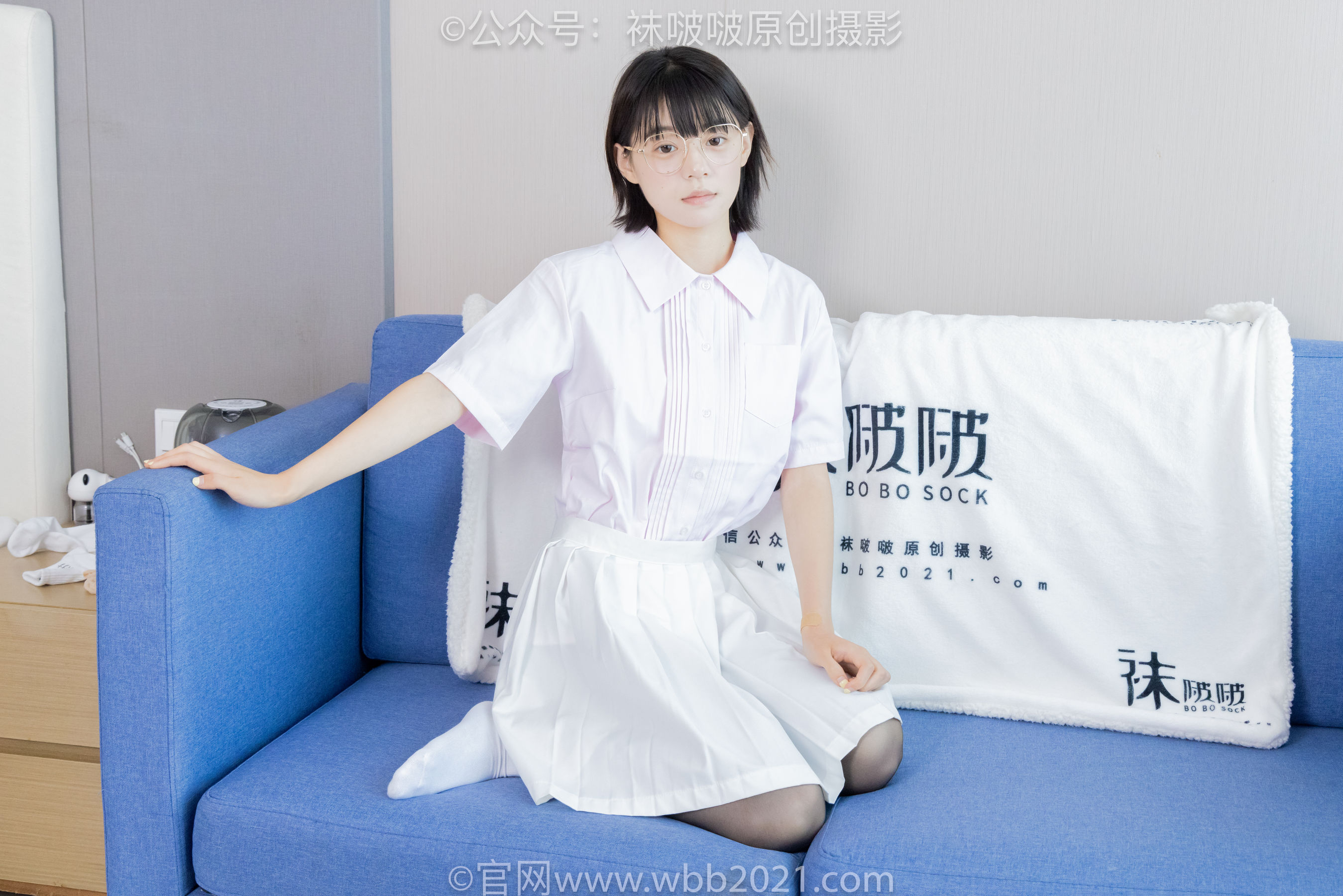 BoBoSocks袜啵啵 No.449 糯米 运动鞋、白棉袜、黑丝/(148P)