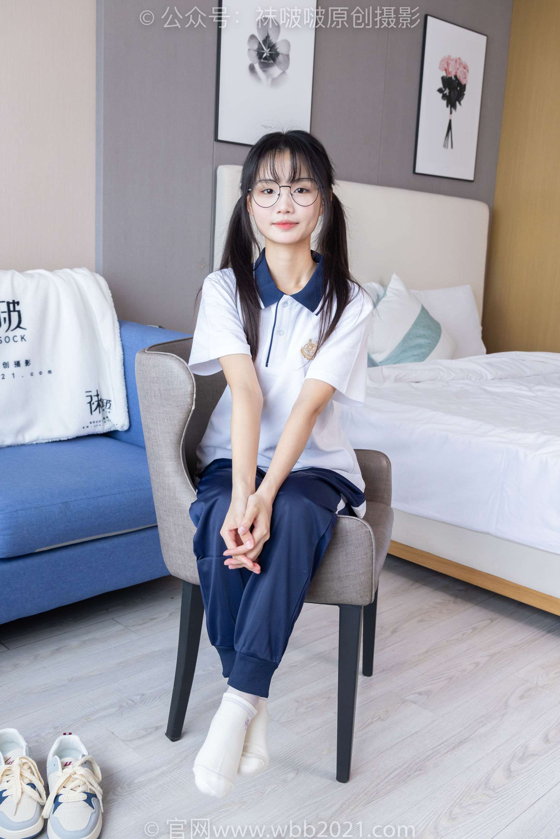 BoBoSocks袜啵啵 No.446 甜甜圈 板鞋、白棉袜、白丝、校服裤里丝/(150P)