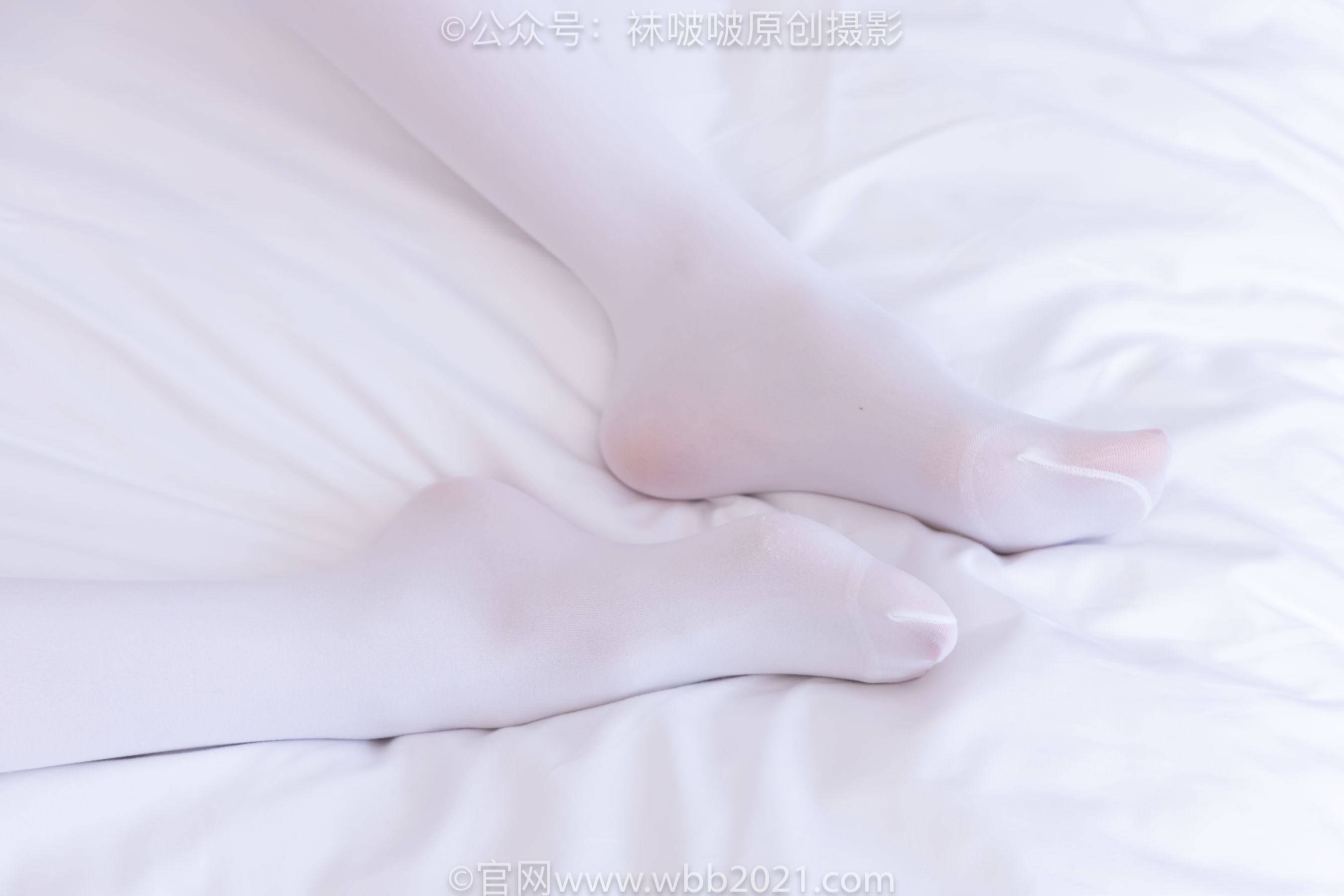 BoBoSocks袜啵啵 No.451 稚予 -旗袍、高跟鞋、白色过膝厚白丝/(145P)