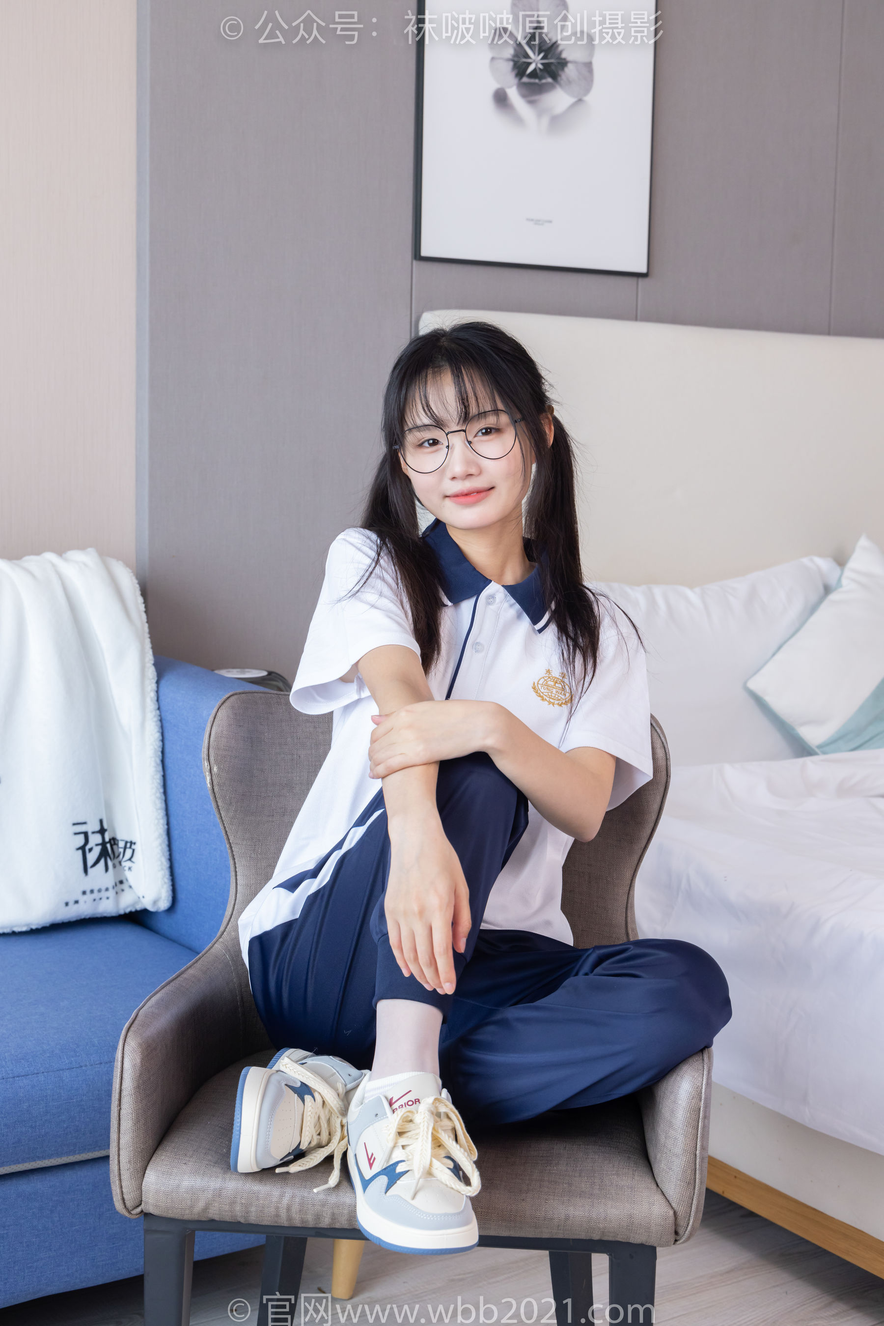 BoBoSocks袜啵啵 No.446 甜甜圈 板鞋、白棉袜、白丝、校服裤里丝/(150P)