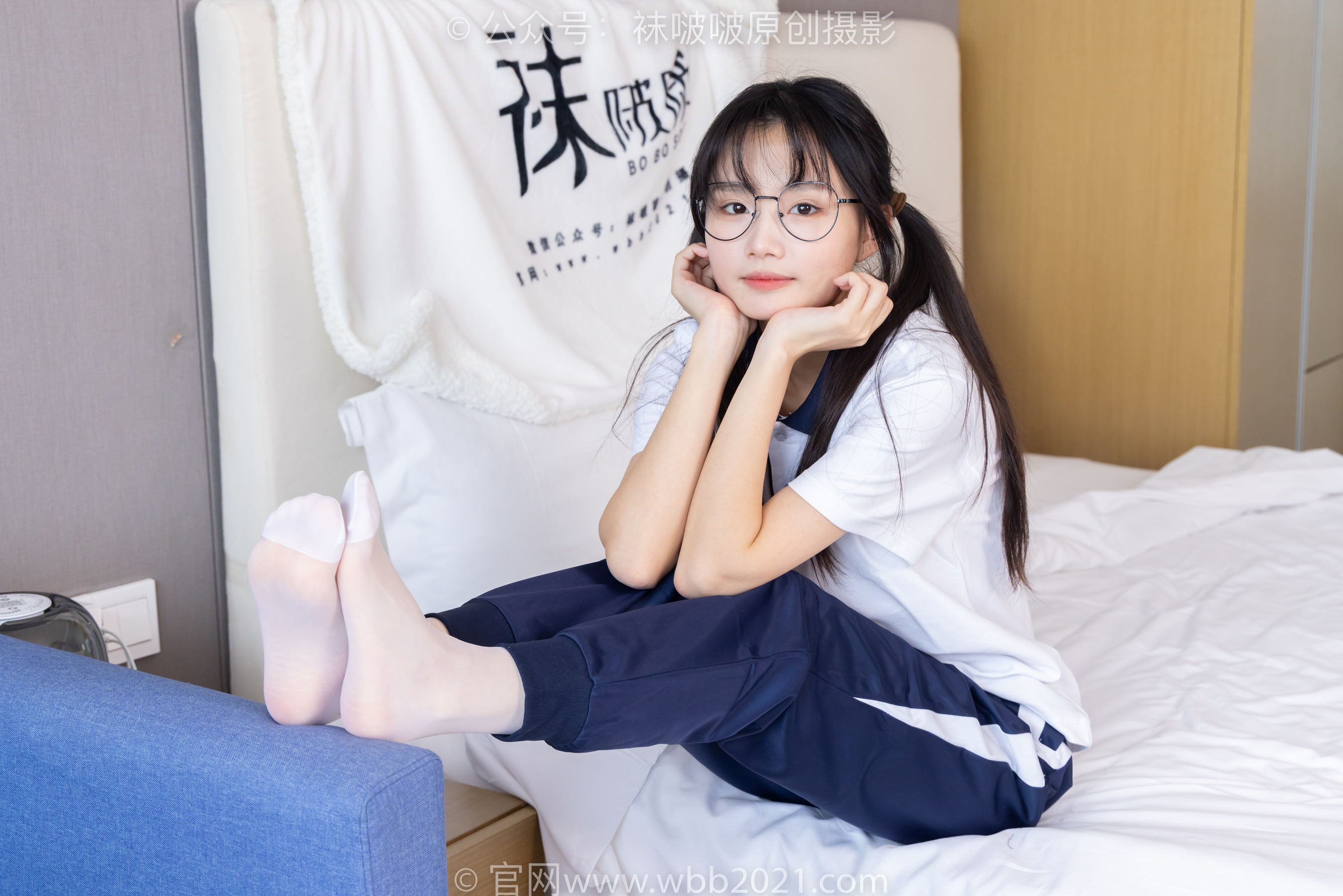 BoBoSocks袜啵啵 No.446 甜甜圈 板鞋、白棉袜、白丝、校服裤里丝/(150P)
