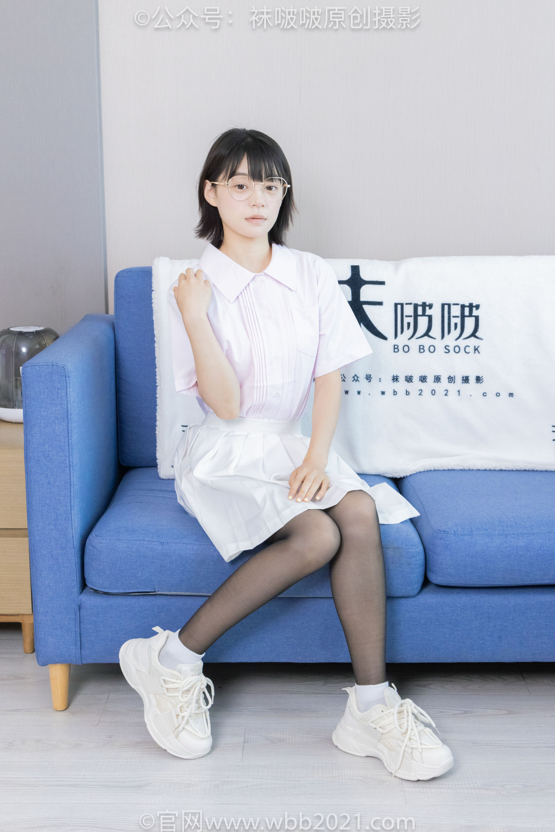 BoBoSocks袜啵啵 No.449 糯米 运动鞋、白棉袜、黑丝/(148P)