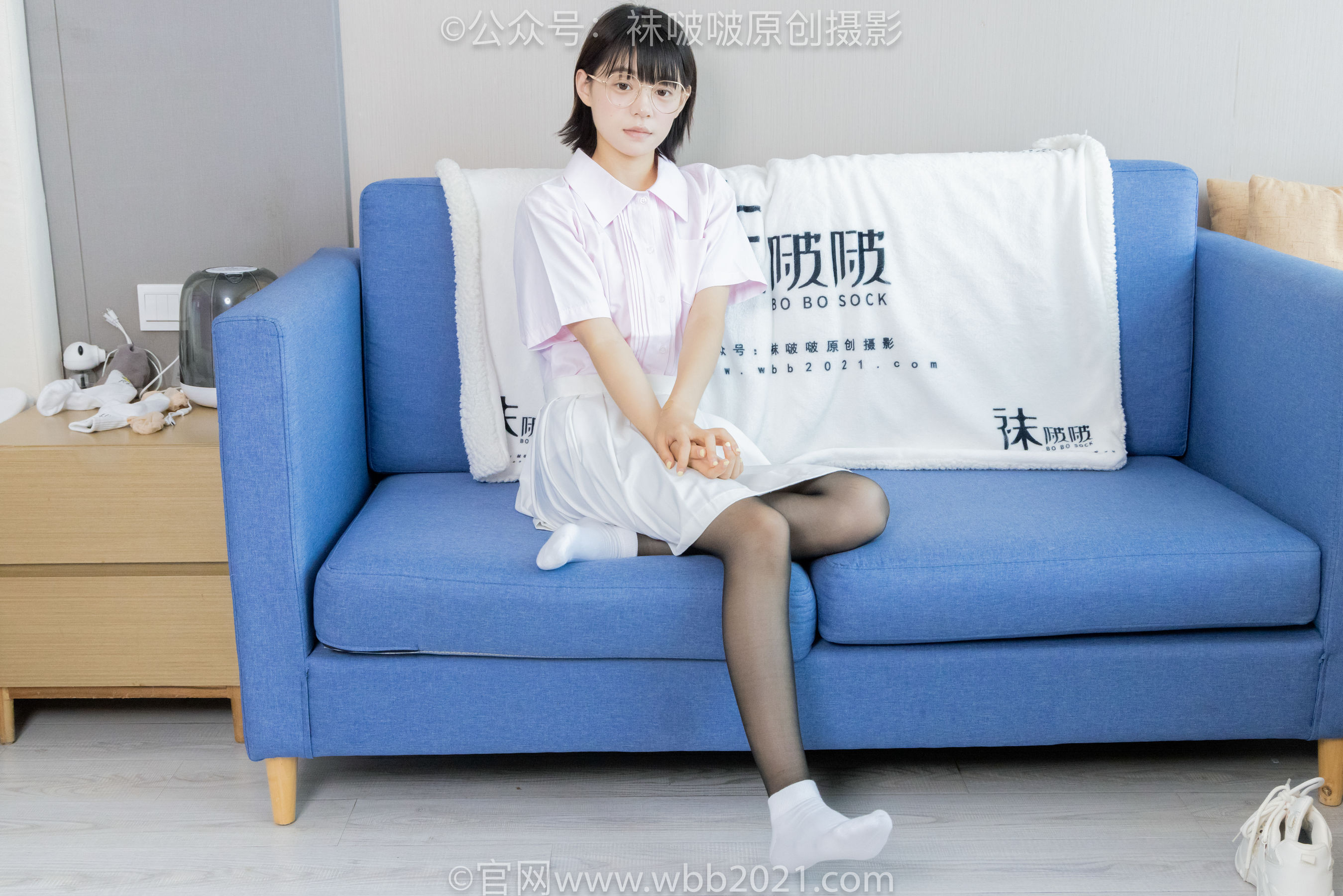 BoBoSocks袜啵啵 No.449 糯米 运动鞋、白棉袜、黑丝/(148P)