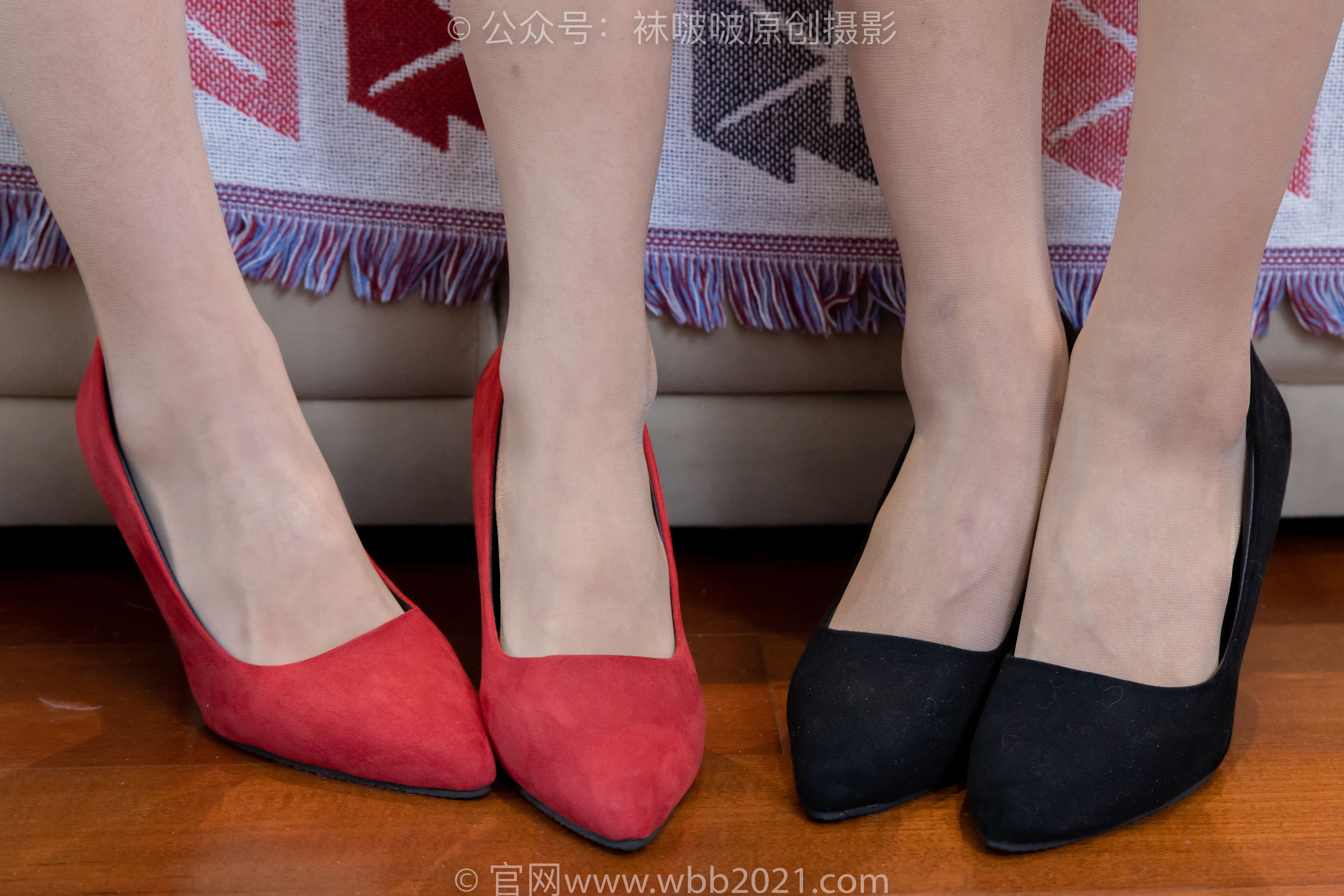 BoBoSocks袜啵啵 No.455 奶油&糯米 -两双高跟鞋、肉丝、丝袜淋水/(155P)