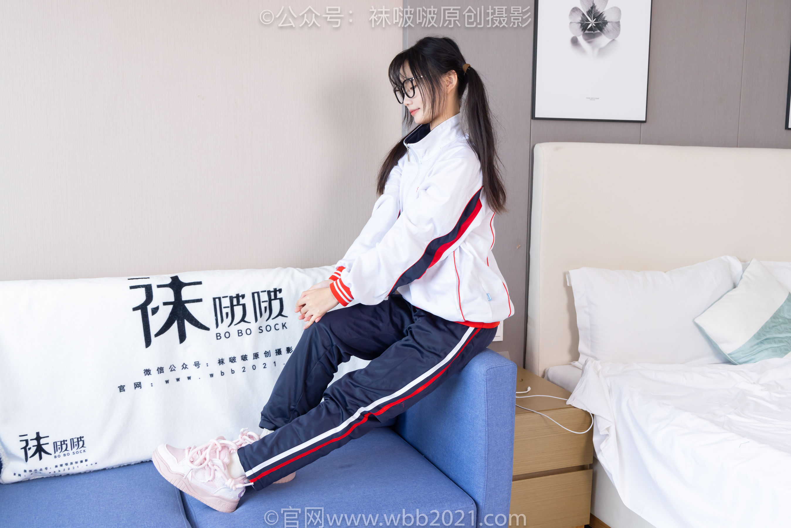 BoBoSocks袜啵啵 No.458 甜甜圈 -板鞋、白棉袜、肉丝、校服裤里丝/(150P)