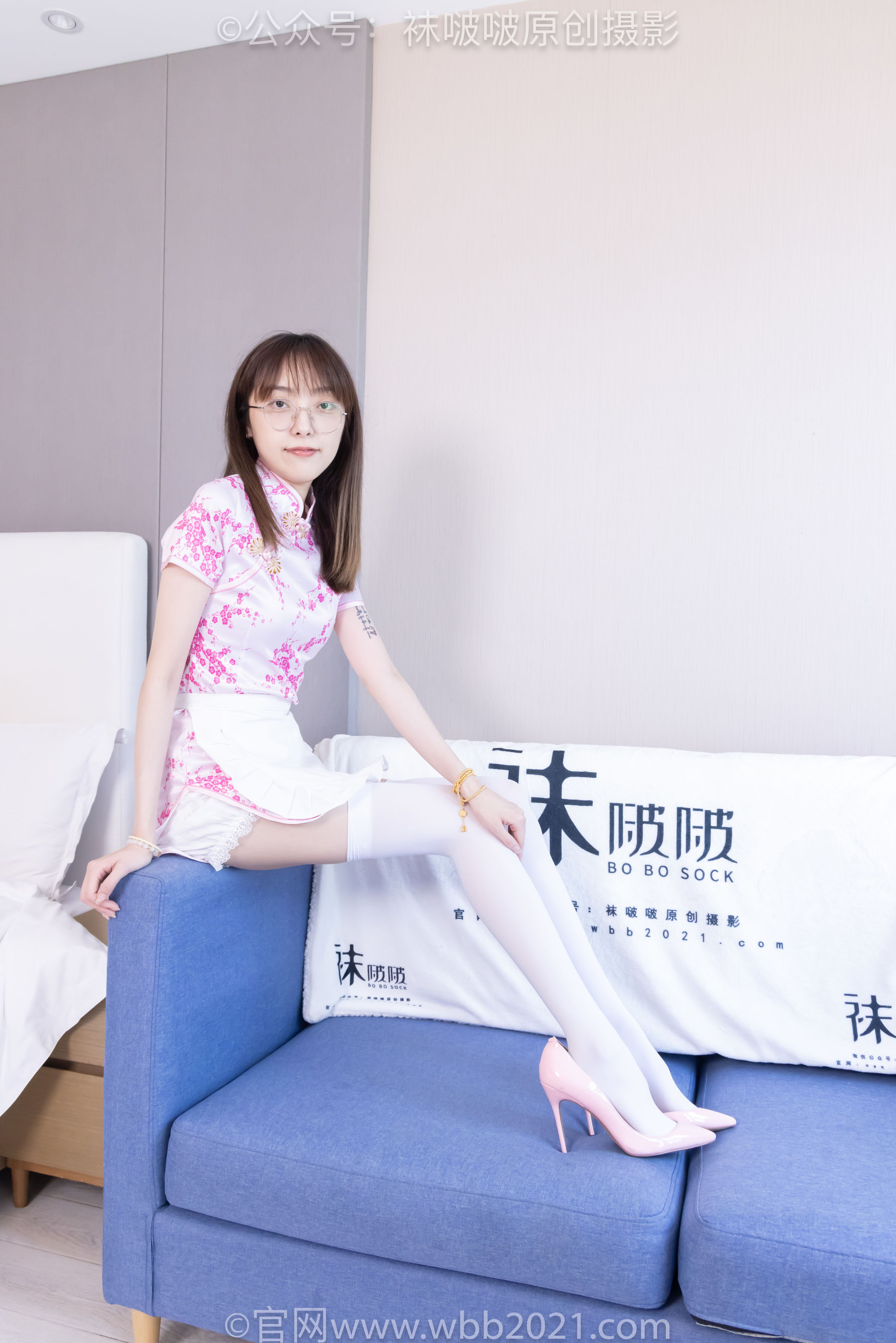 BoBoSocks袜啵啵 No.451 稚予 -旗袍、高跟鞋、白色过膝厚白丝/(145P)