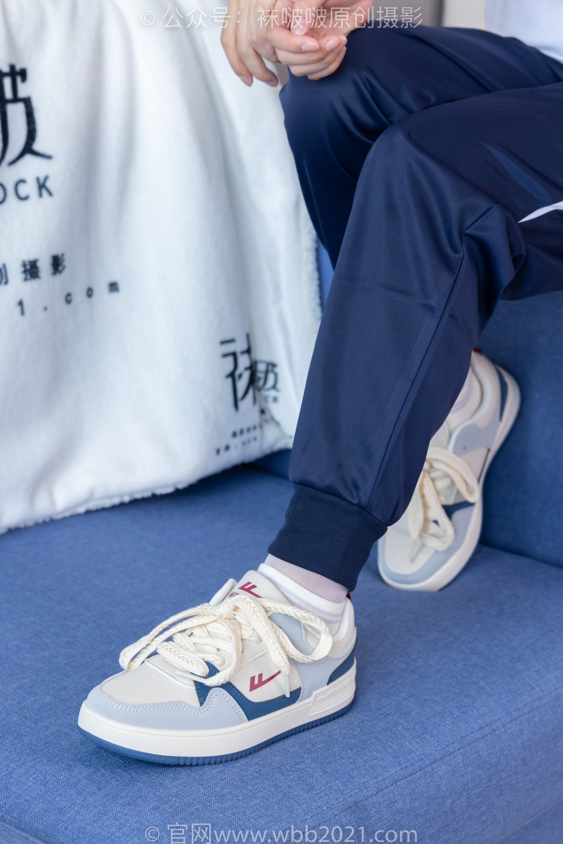 BoBoSocks袜啵啵 No.446 甜甜圈 板鞋、白棉袜、白丝、校服裤里丝/(150P)