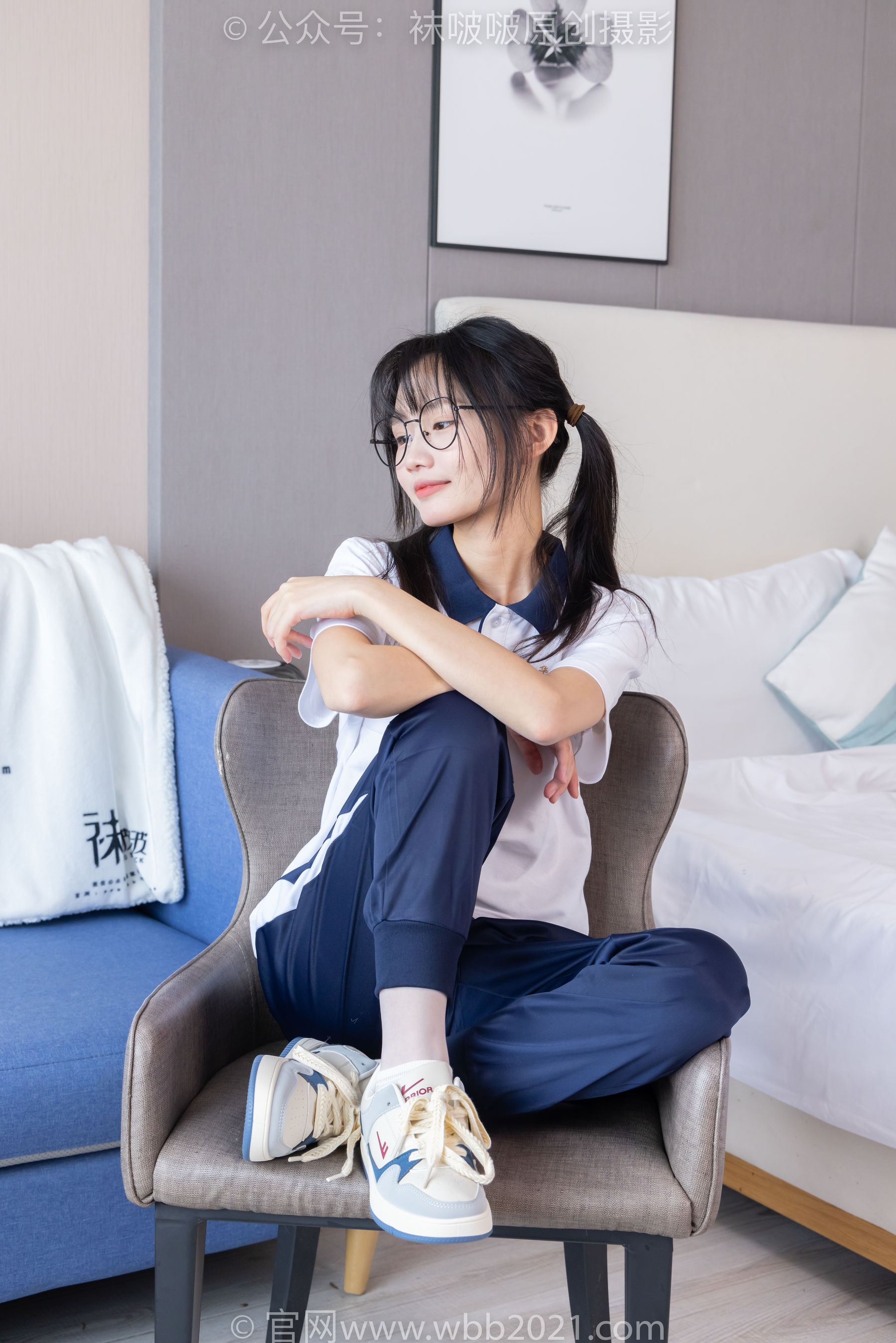 BoBoSocks袜啵啵 No.446 甜甜圈 板鞋、白棉袜、白丝、校服裤里丝/(150P)