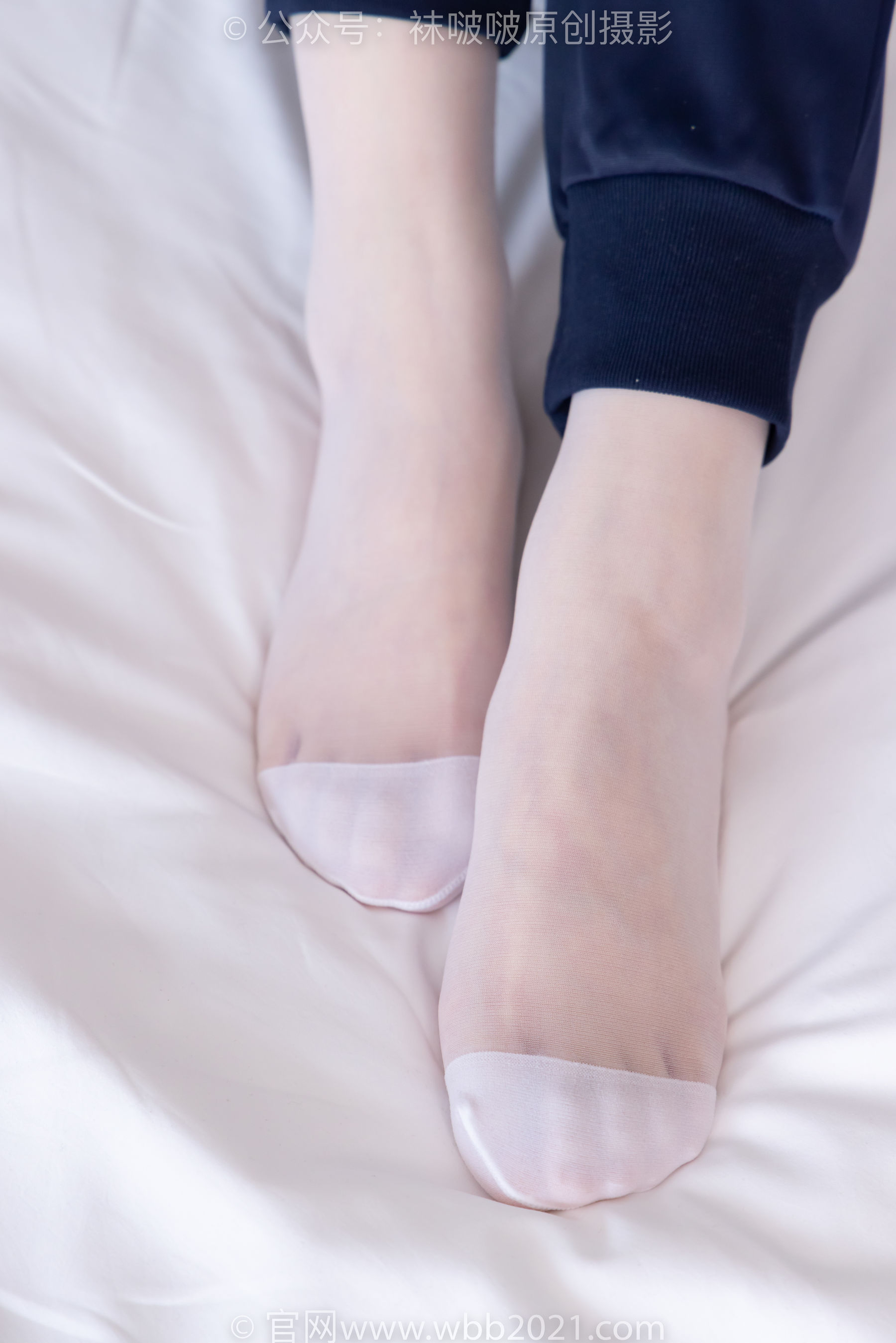 BoBoSocks袜啵啵 No.446 甜甜圈 板鞋、白棉袜、白丝、校服裤里丝/(150P)