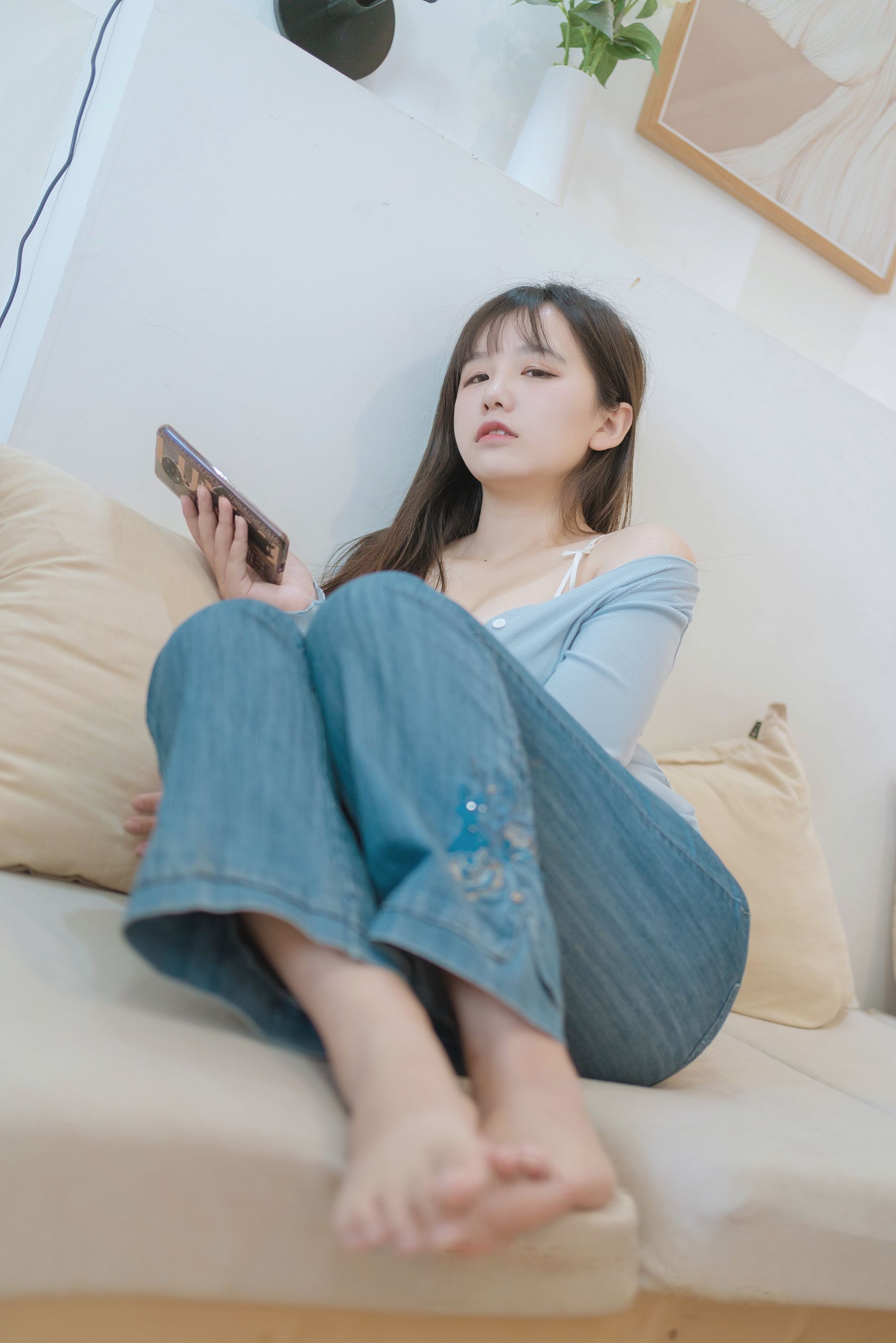 阿半今天很开心 - 住在隔壁的太太/(37P)