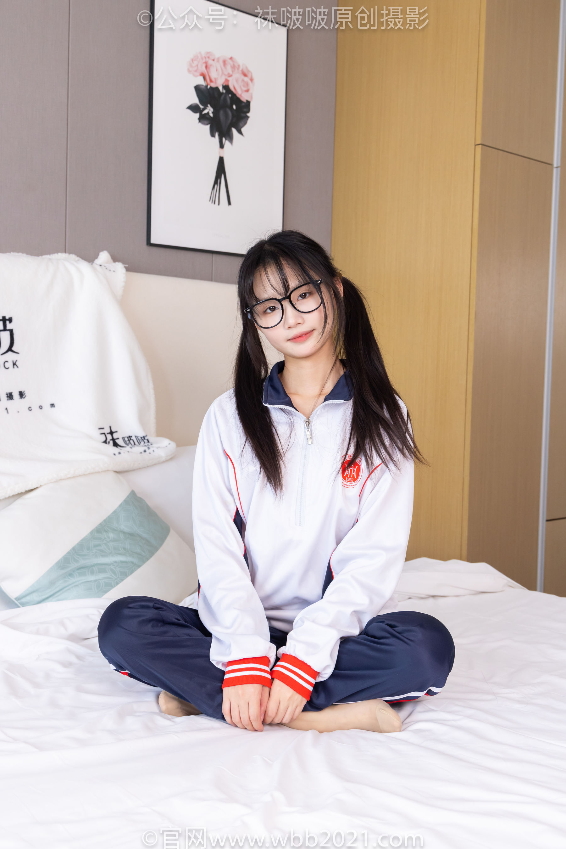 BoBoSocks袜啵啵 No.458 甜甜圈 -板鞋、白棉袜、肉丝、校服裤里丝/(150P)