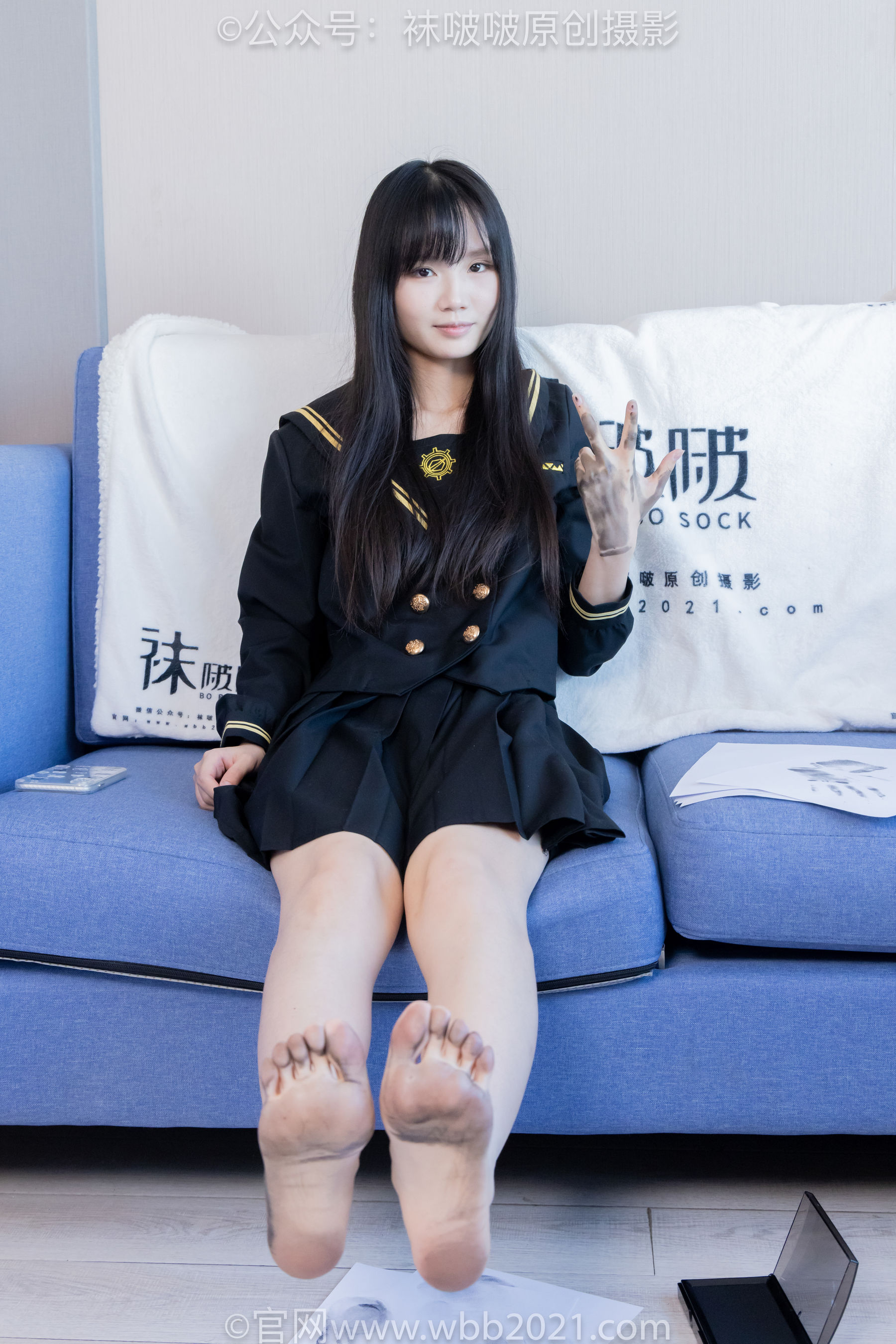 BoBoSocks袜啵啵 No.450 甜甜圈 皮鞋、白丝、裸足、裸足印泥踩脚印剧情/(142P)