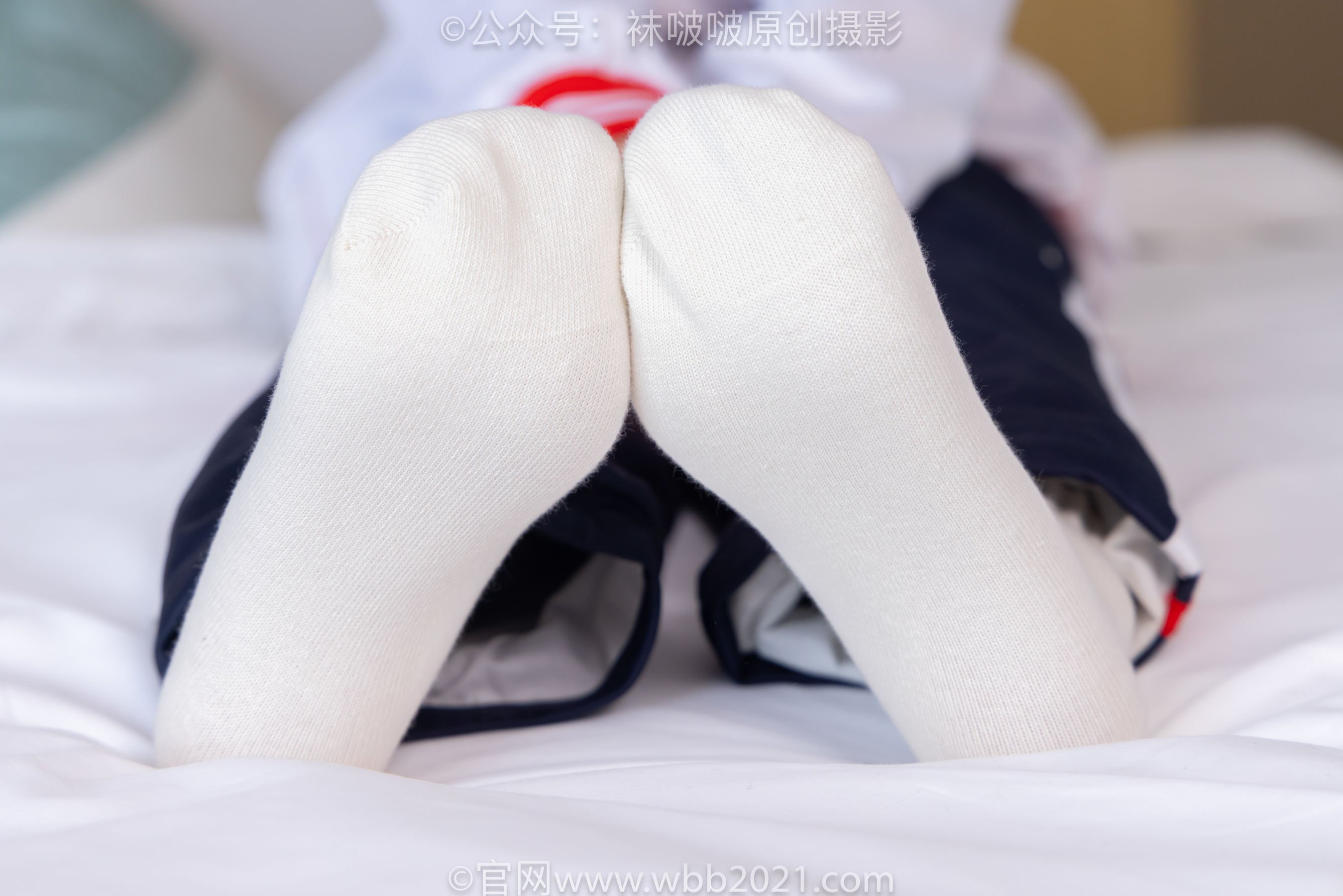 BoBoSocks袜啵啵 No.458 甜甜圈 -板鞋、白棉袜、肉丝、校服裤里丝/(150P)