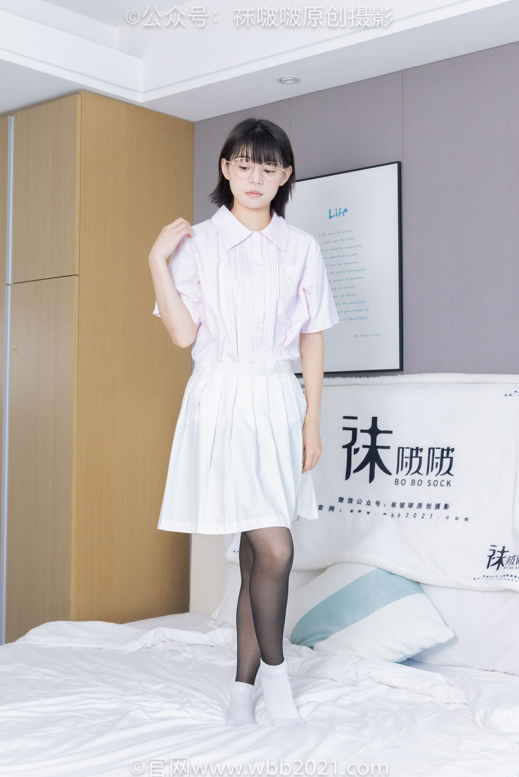 BoBoSocks袜啵啵 No.449 糯米 运动鞋、白棉袜、黑丝/(148P)