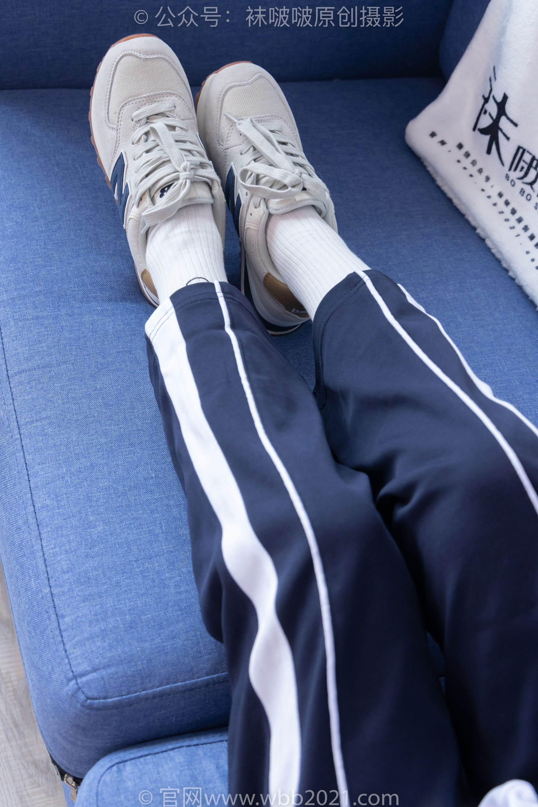 BoBoSocks袜啵啵 No.456 甜甜圈 -运动鞋、白棉袜、裸足、校服/(150P)