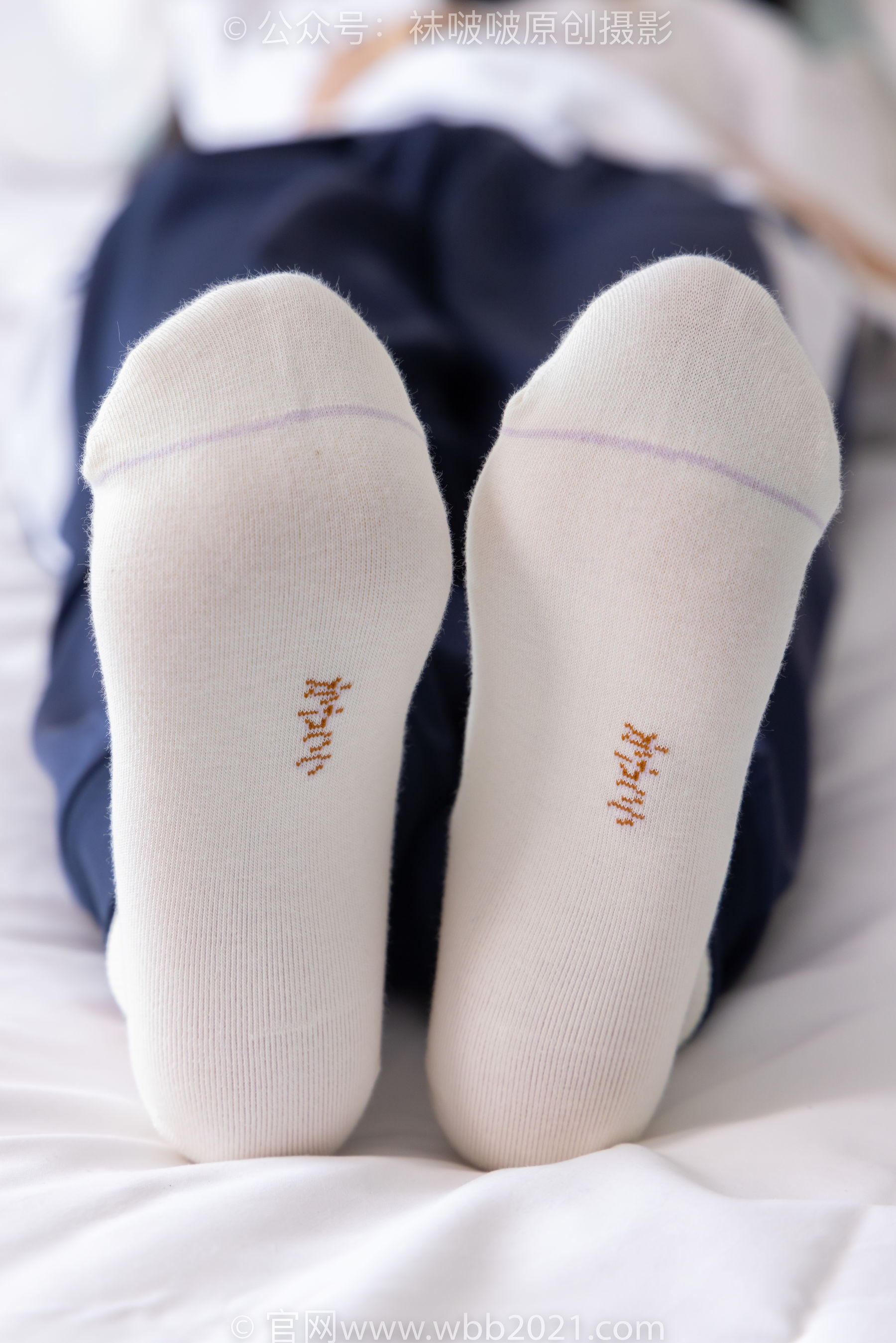 BoBoSocks袜啵啵 No.446 甜甜圈 板鞋、白棉袜、白丝、校服裤里丝/(150P)