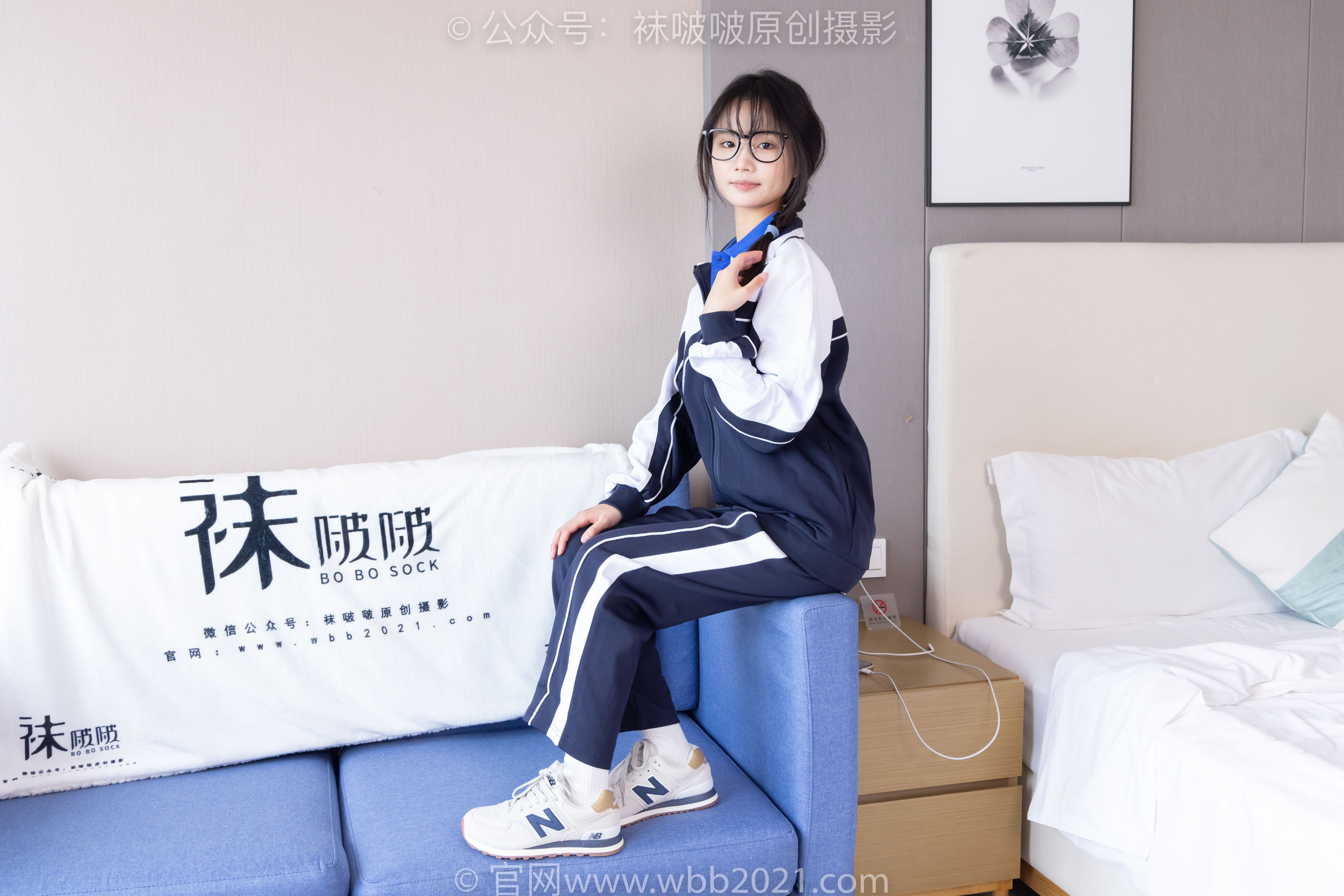 BoBoSocks袜啵啵 No.456 甜甜圈 -运动鞋、白棉袜、裸足、校服/(150P)