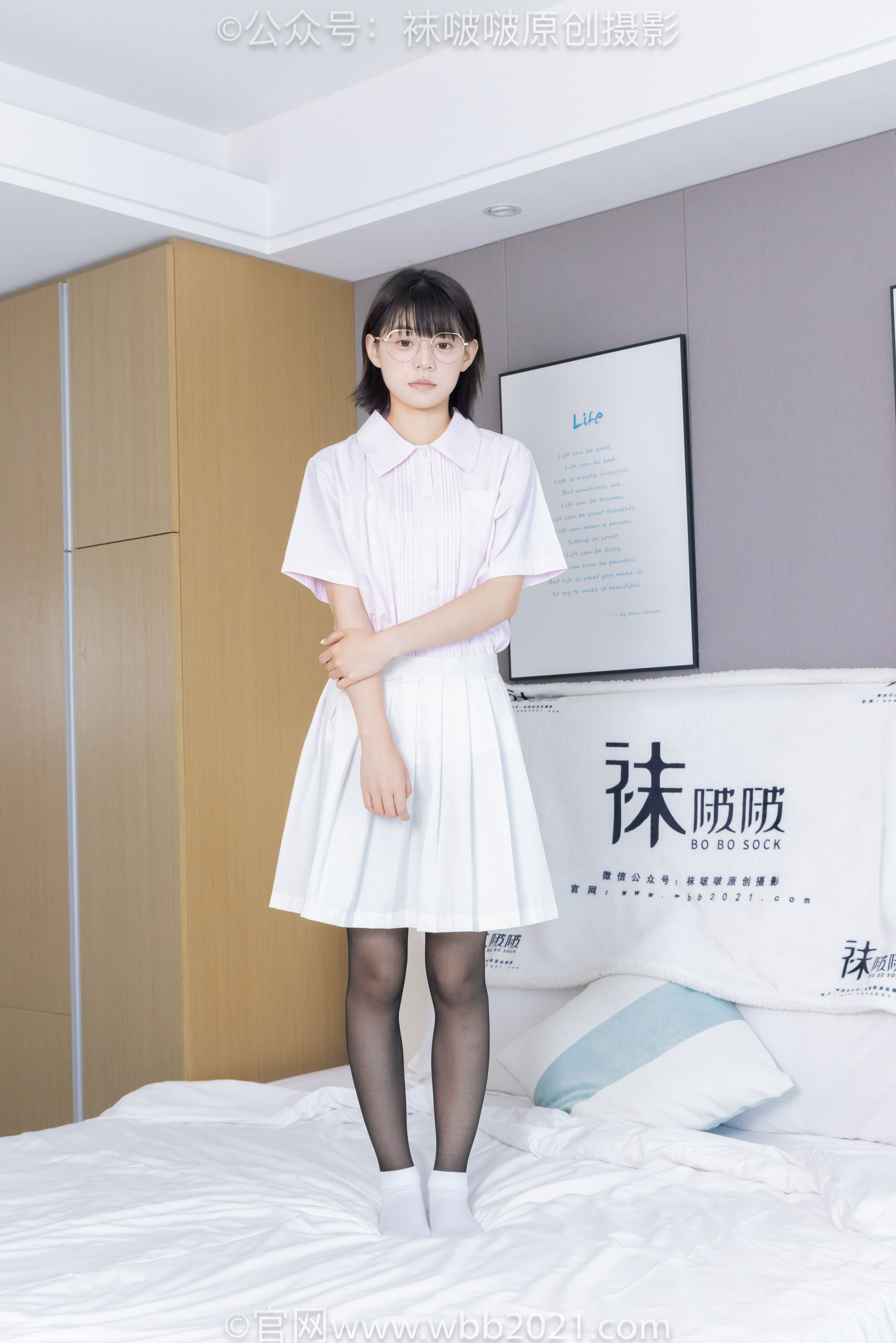 BoBoSocks袜啵啵 No.449 糯米 运动鞋、白棉袜、黑丝/(148P)