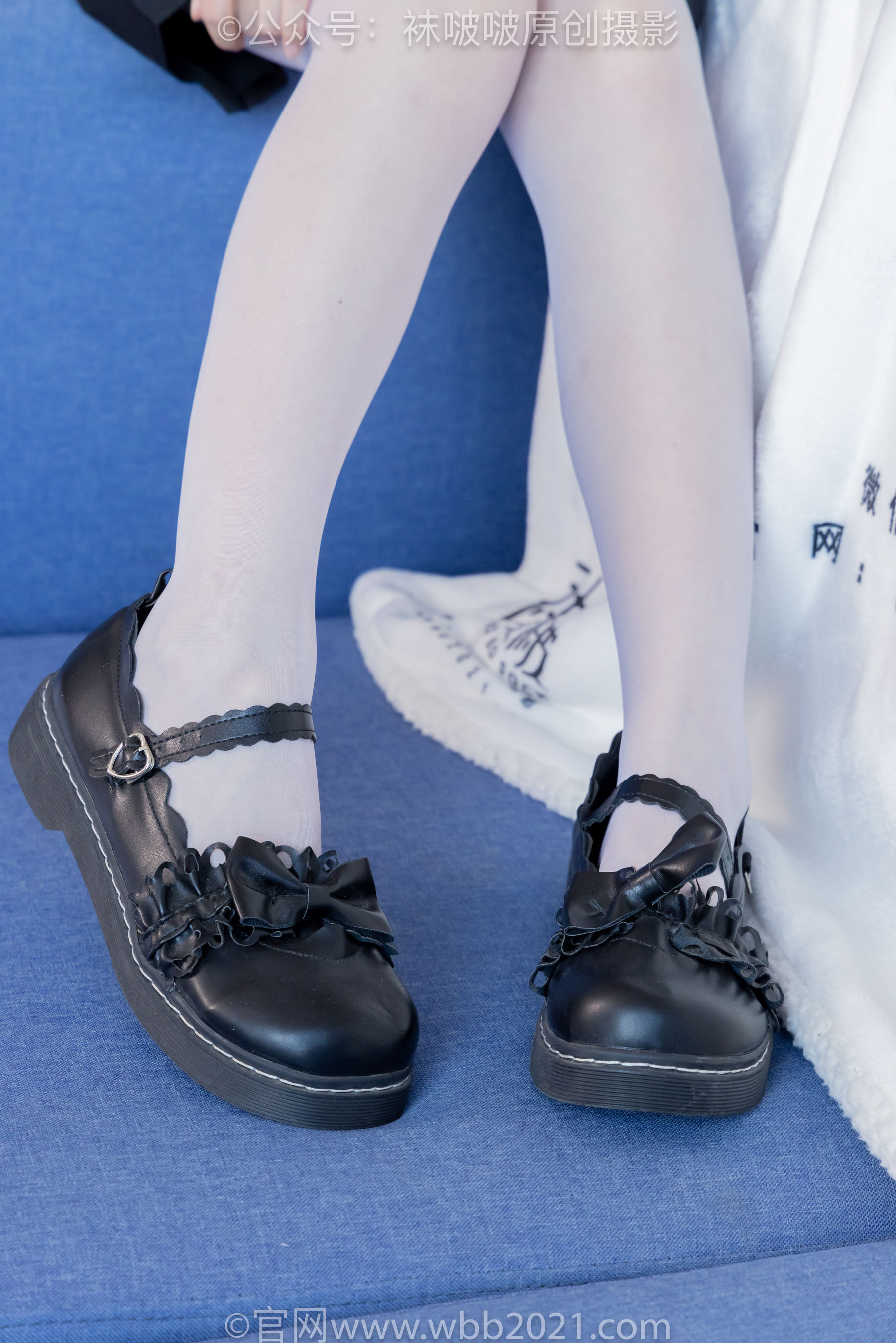 BoBoSocks袜啵啵 No.450 甜甜圈 皮鞋、白丝、裸足、裸足印泥踩脚印剧情/(142P)
