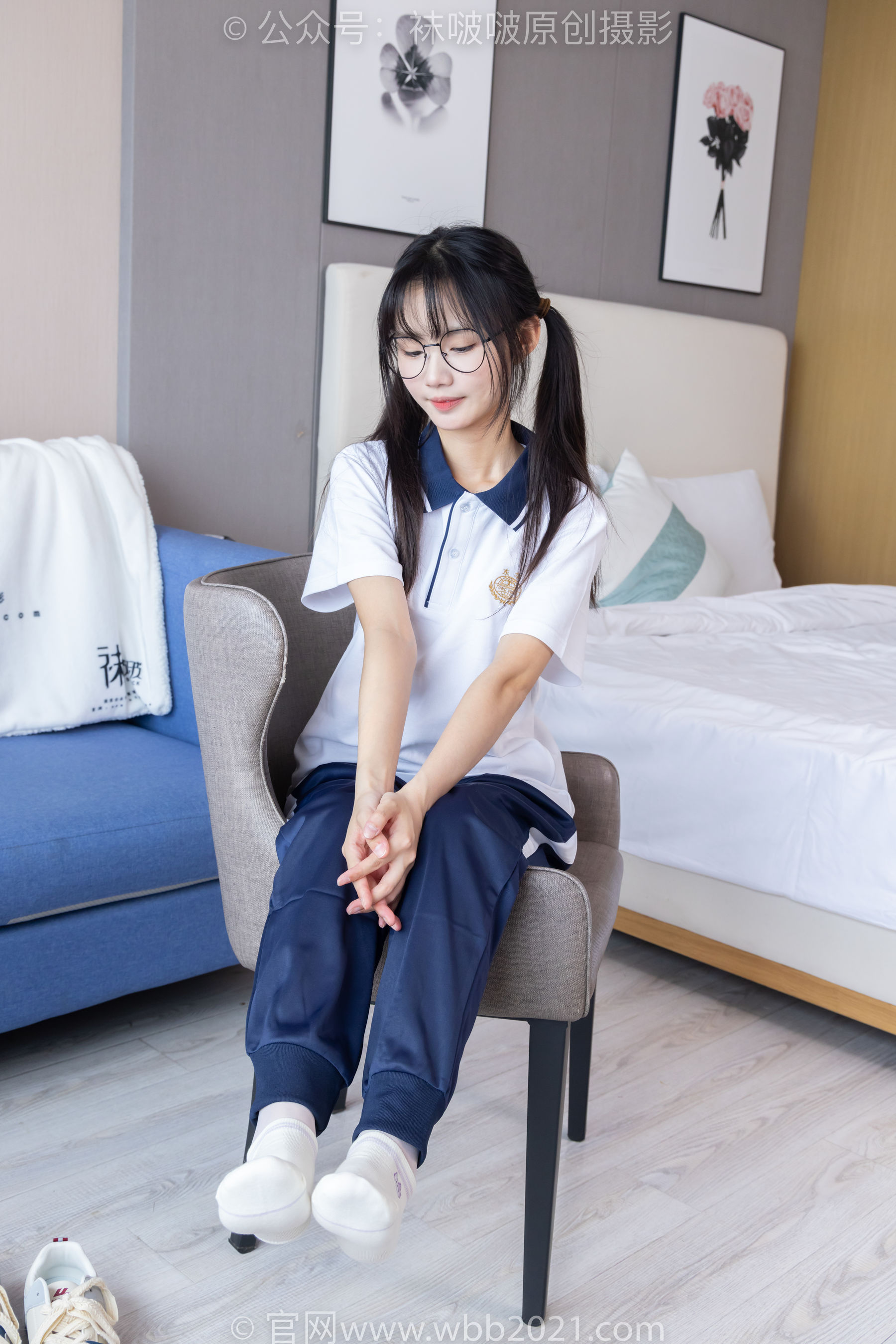 BoBoSocks袜啵啵 No.446 甜甜圈 板鞋、白棉袜、白丝、校服裤里丝/(150P)