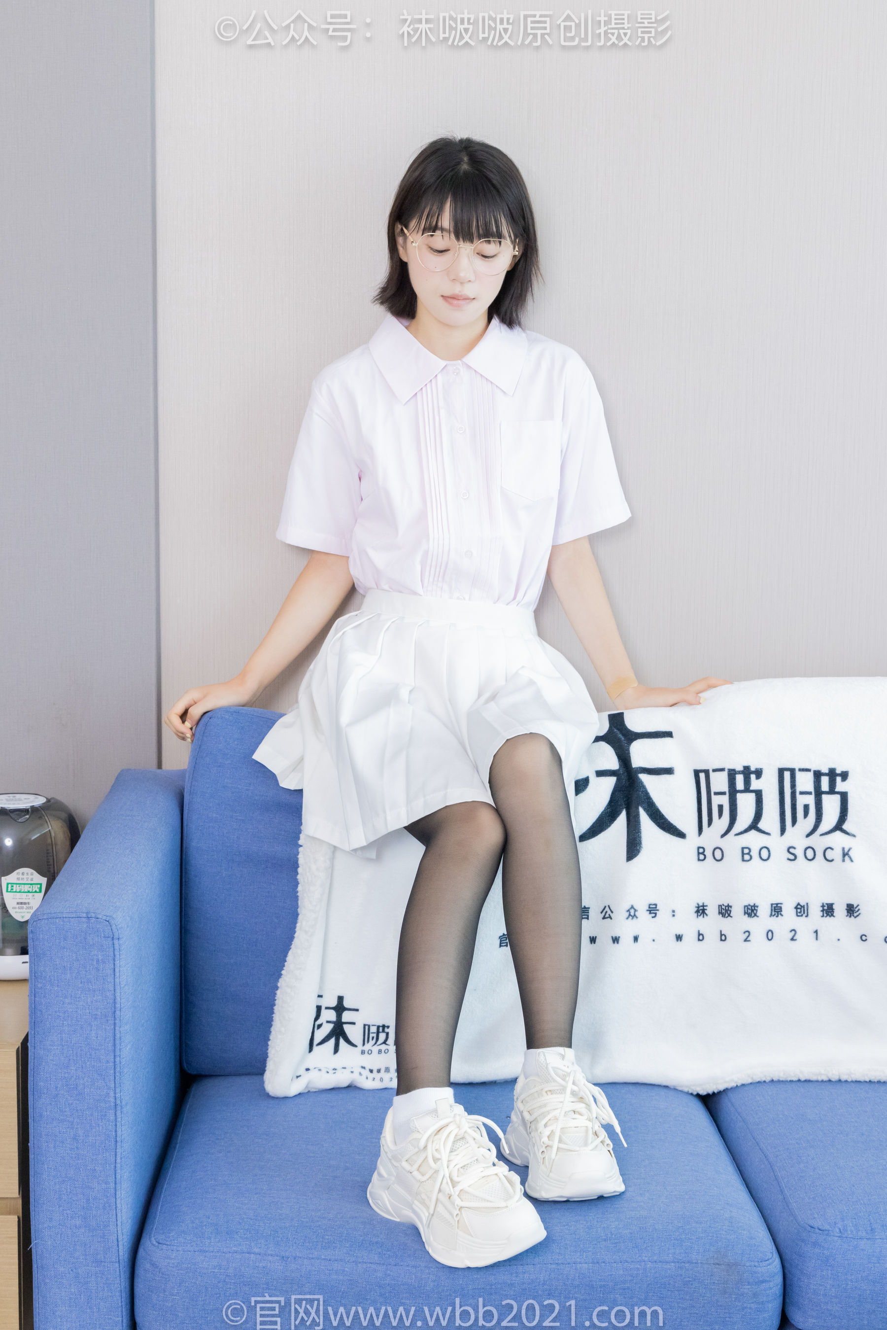 BoBoSocks袜啵啵 No.449 糯米 运动鞋、白棉袜、黑丝/(148P)