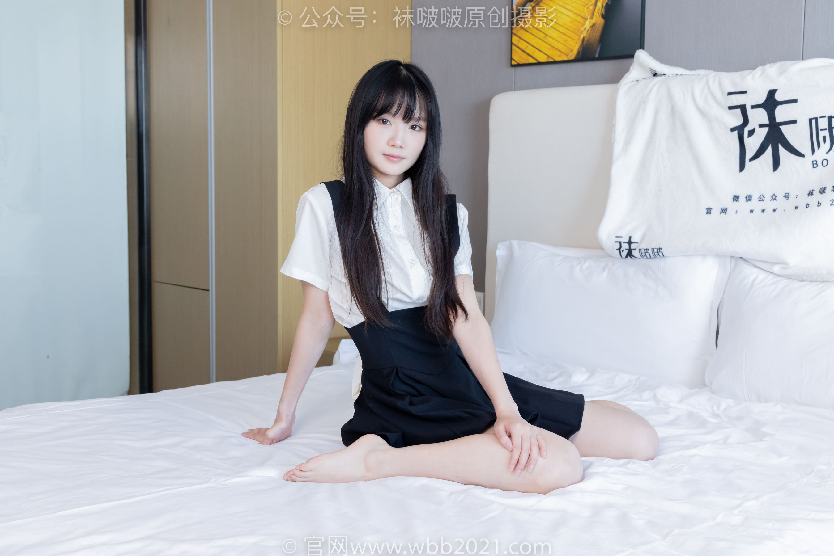 BoBoSocks袜啵啵 No.444 甜甜圈 -两双高跟鞋、凉鞋、肉丝、裸足/(185P)