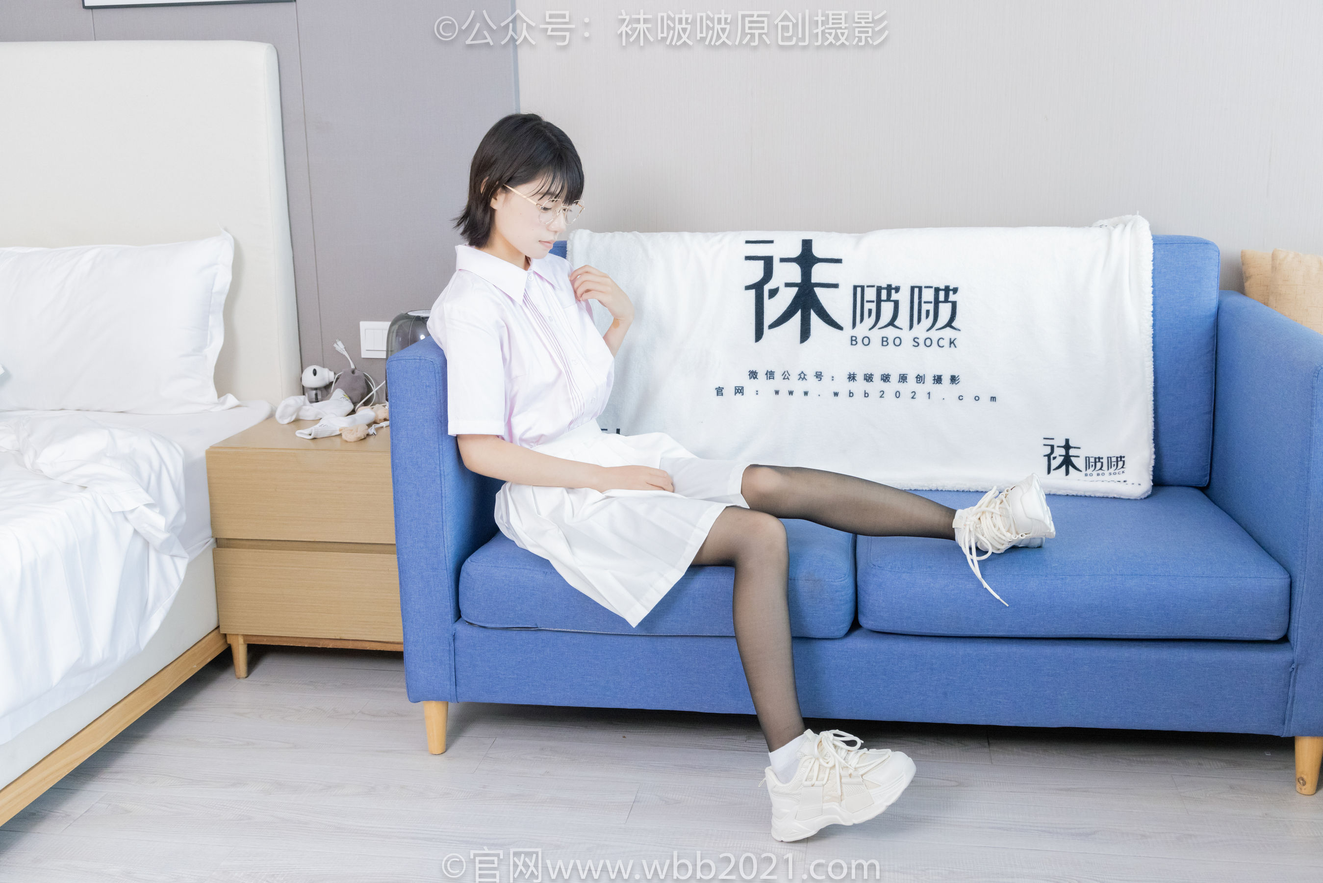 BoBoSocks袜啵啵 No.449 糯米 运动鞋、白棉袜、黑丝/(148P)