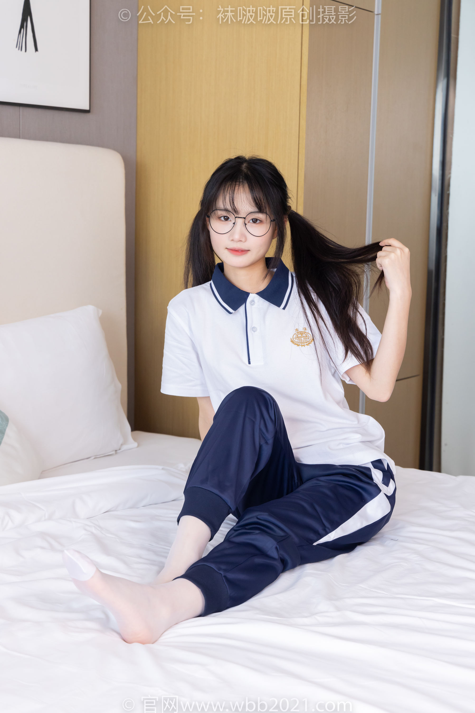 BoBoSocks袜啵啵 No.446 甜甜圈 板鞋、白棉袜、白丝、校服裤里丝/(150P)
