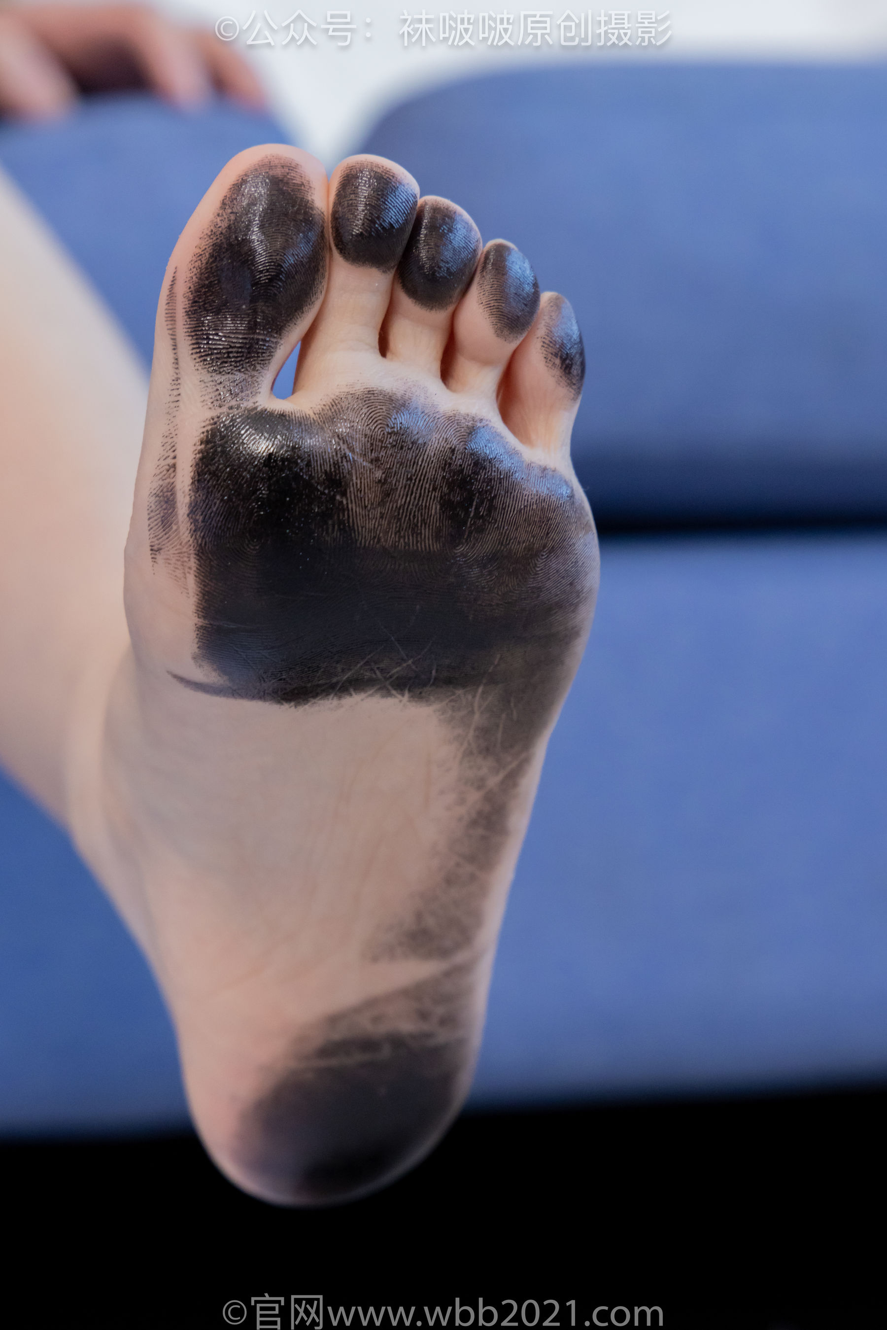 BoBoSocks袜啵啵 No.450 甜甜圈 皮鞋、白丝、裸足、裸足印泥踩脚印剧情/(142P)