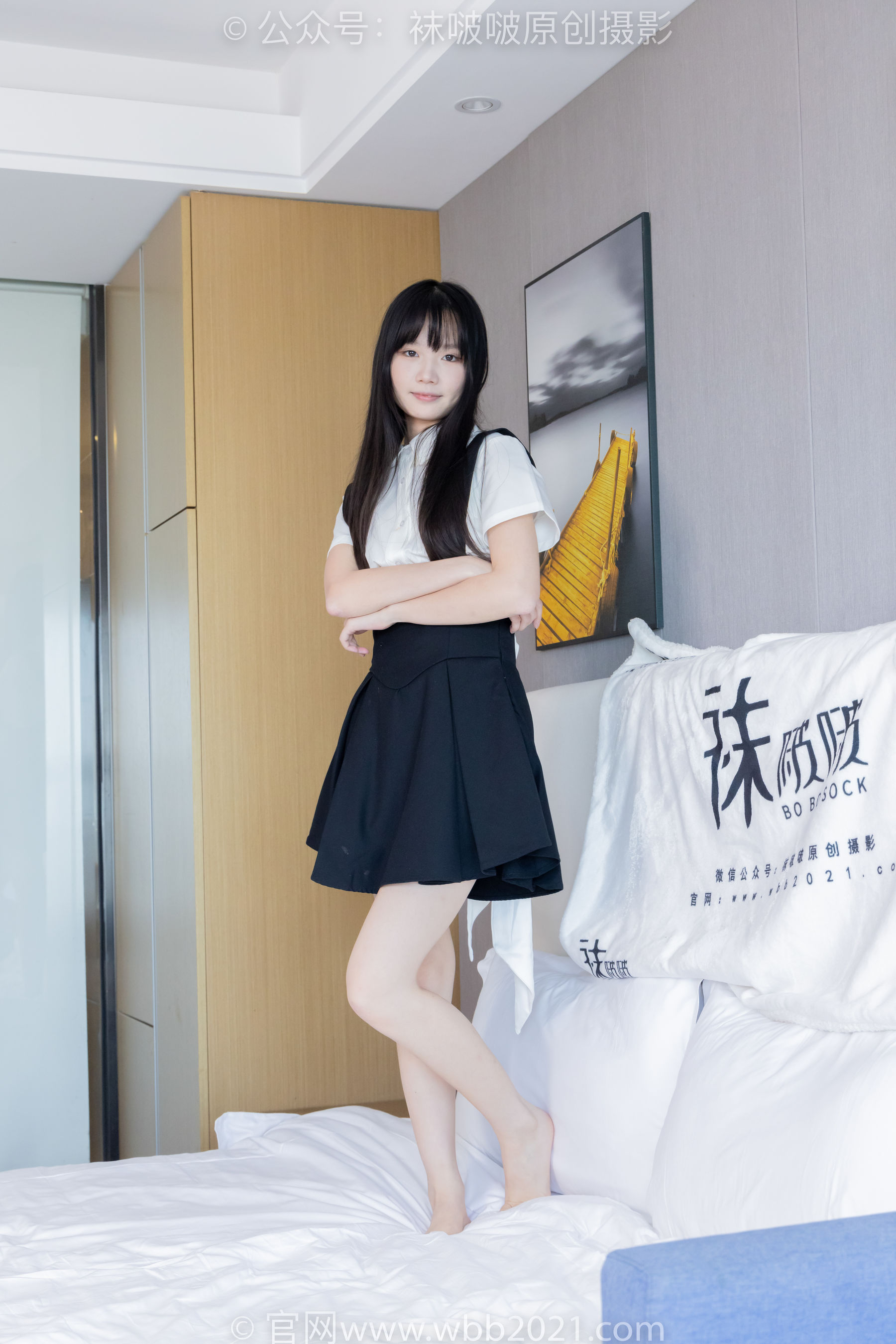 BoBoSocks袜啵啵 No.444 甜甜圈 -两双高跟鞋、凉鞋、肉丝、裸足/(185P)