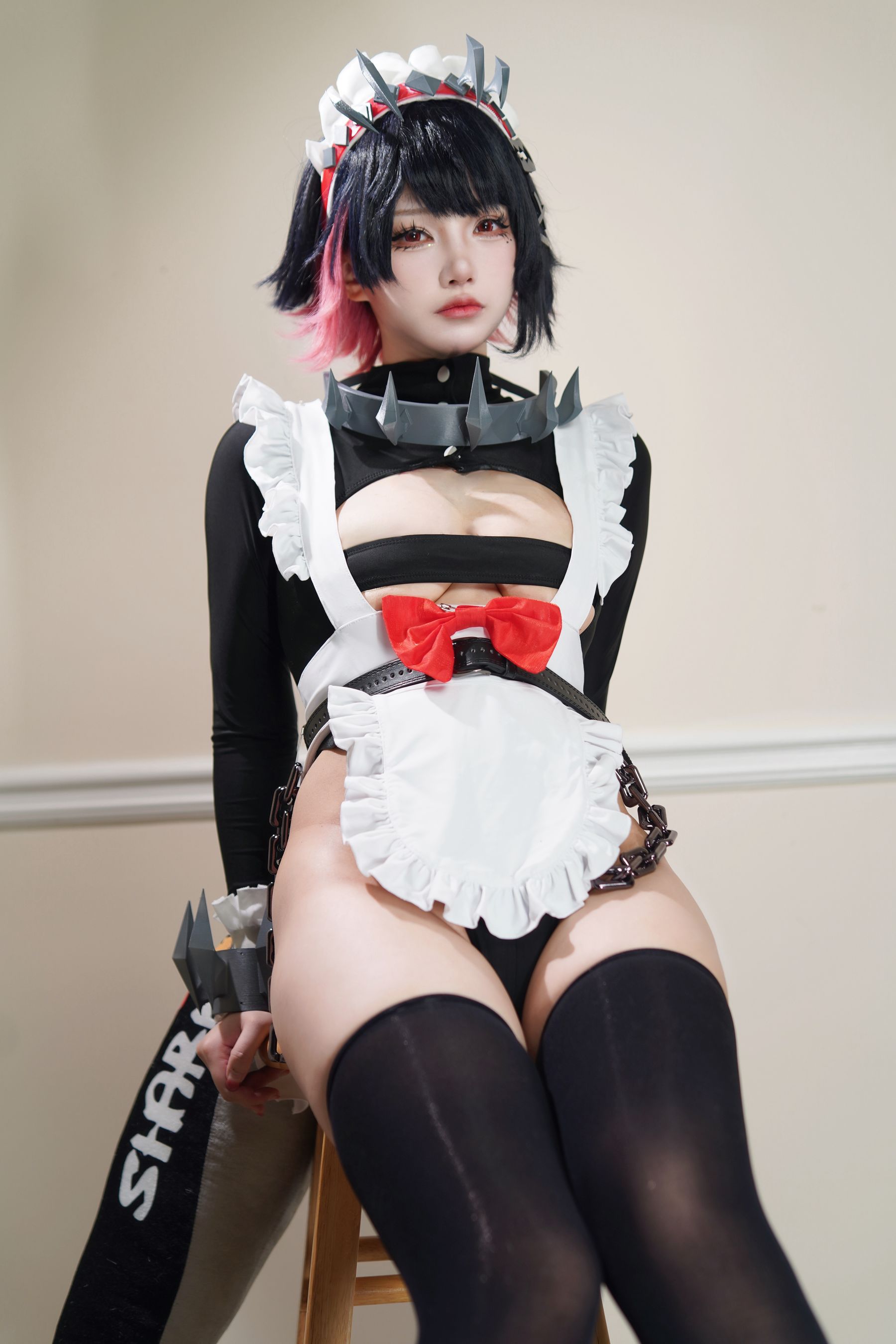 狐洛洛子 - 鲨鱼妹 女仆/(40P)