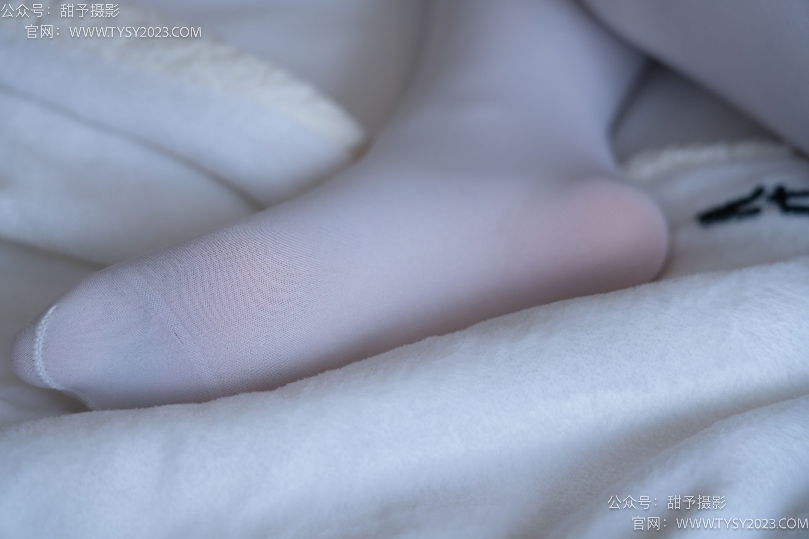 甜予摄影 No.089 璇璇 -板鞋、厚白丝/(136P)