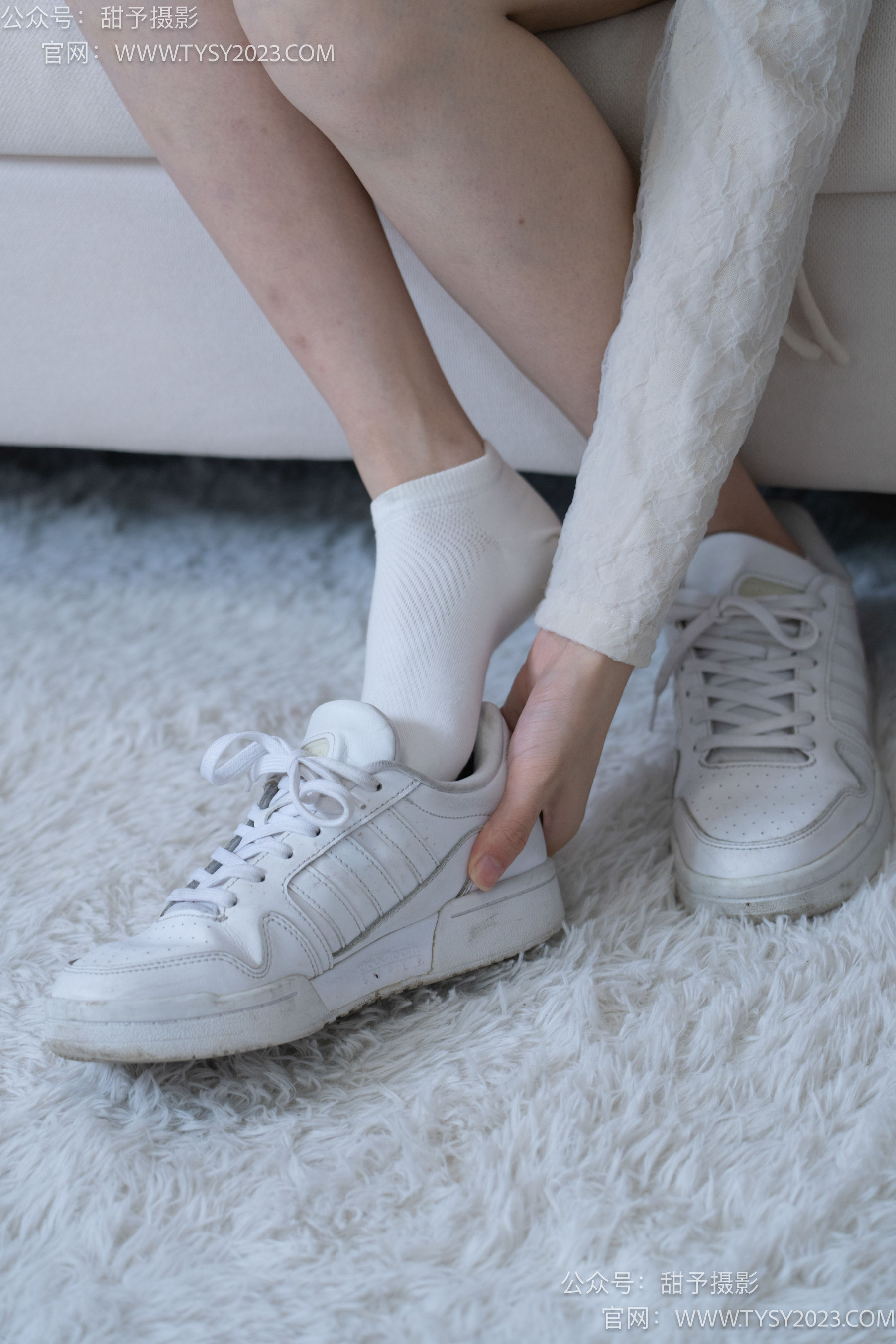 甜予摄影 No.087 静静 -板鞋、白棉袜、裸足/(106P)