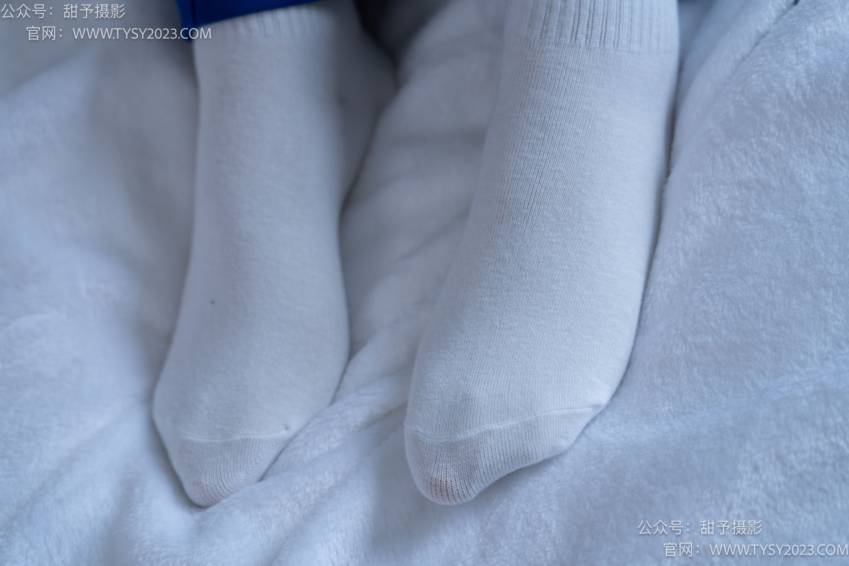 甜予摄影 No.098 璇璇 -校服、板鞋、白棉袜、肉丝（脚尖加固款）/(135P)