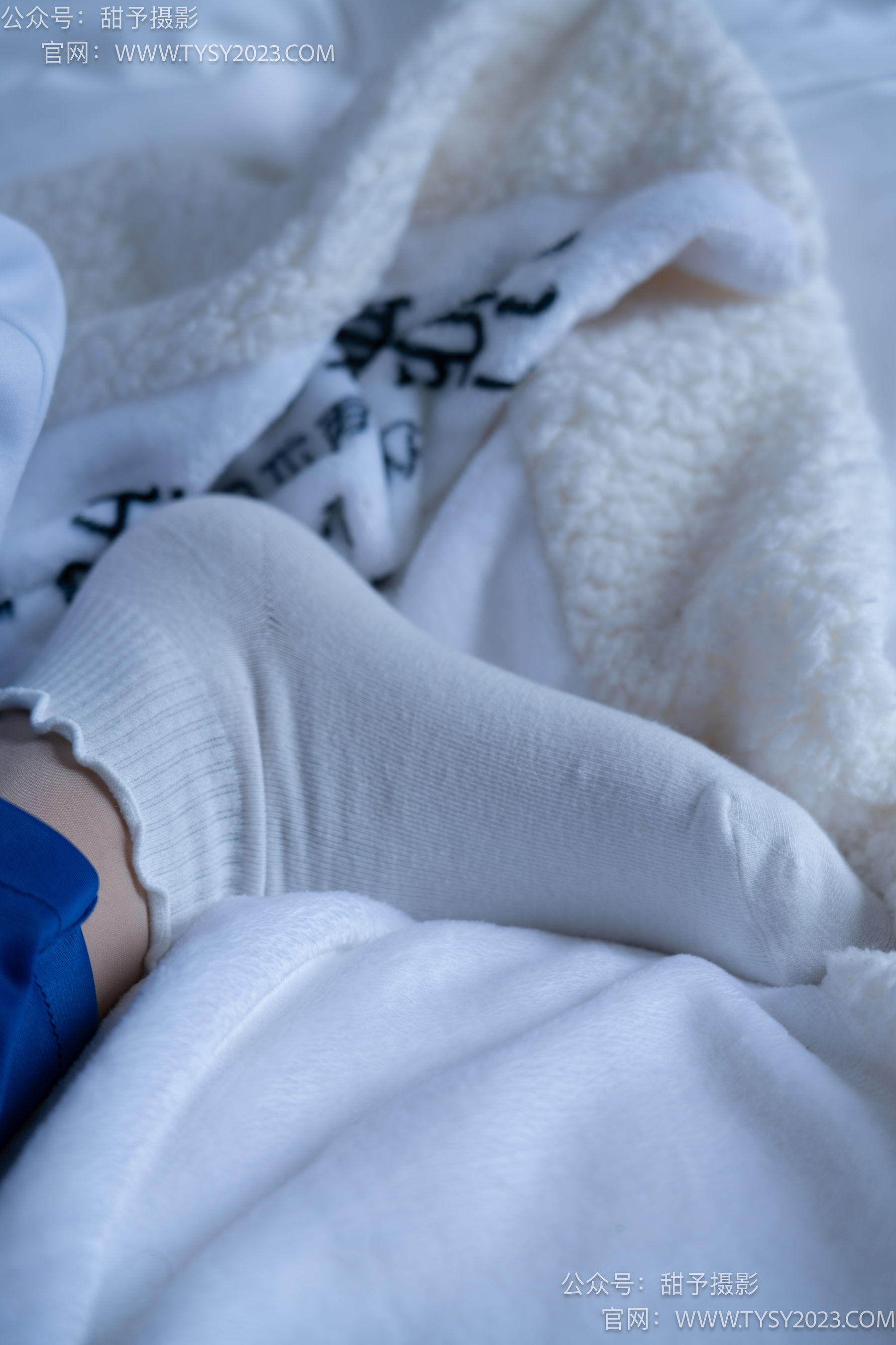 甜予摄影 No.098 璇璇 -校服、板鞋、白棉袜、肉丝（脚尖加固款）/(135P)