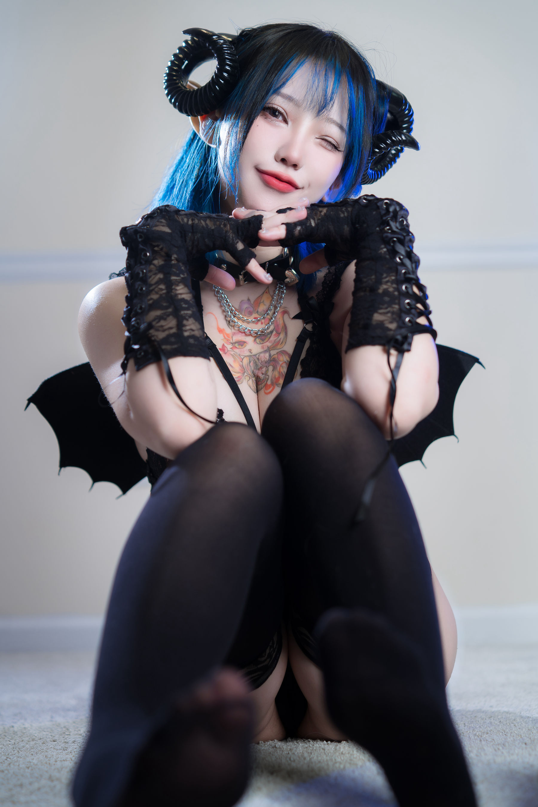 狐洛洛子 - 深蓝魅魔/(39P)