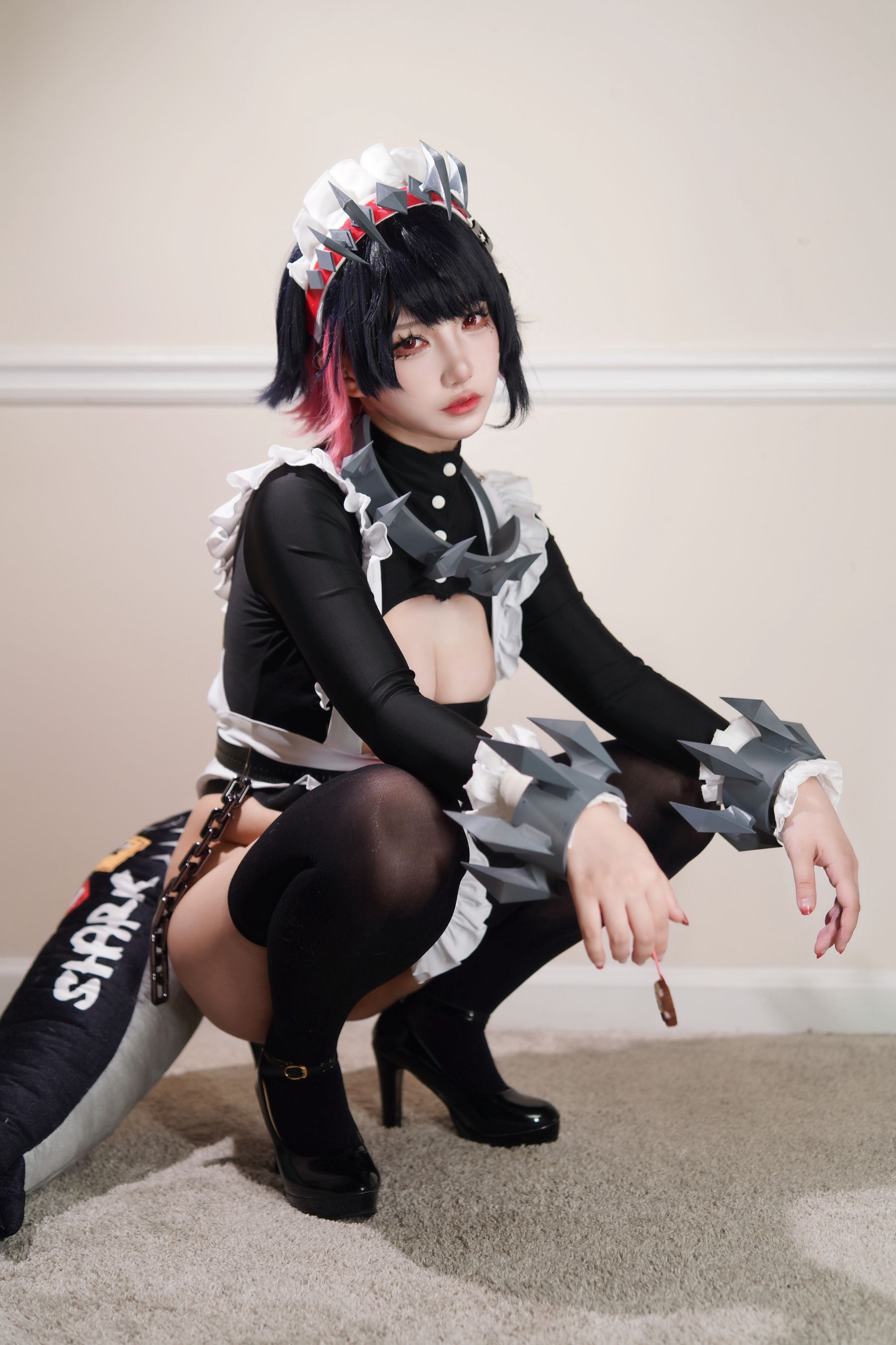 狐洛洛子 - 鲨鱼妹 女仆/(40P)