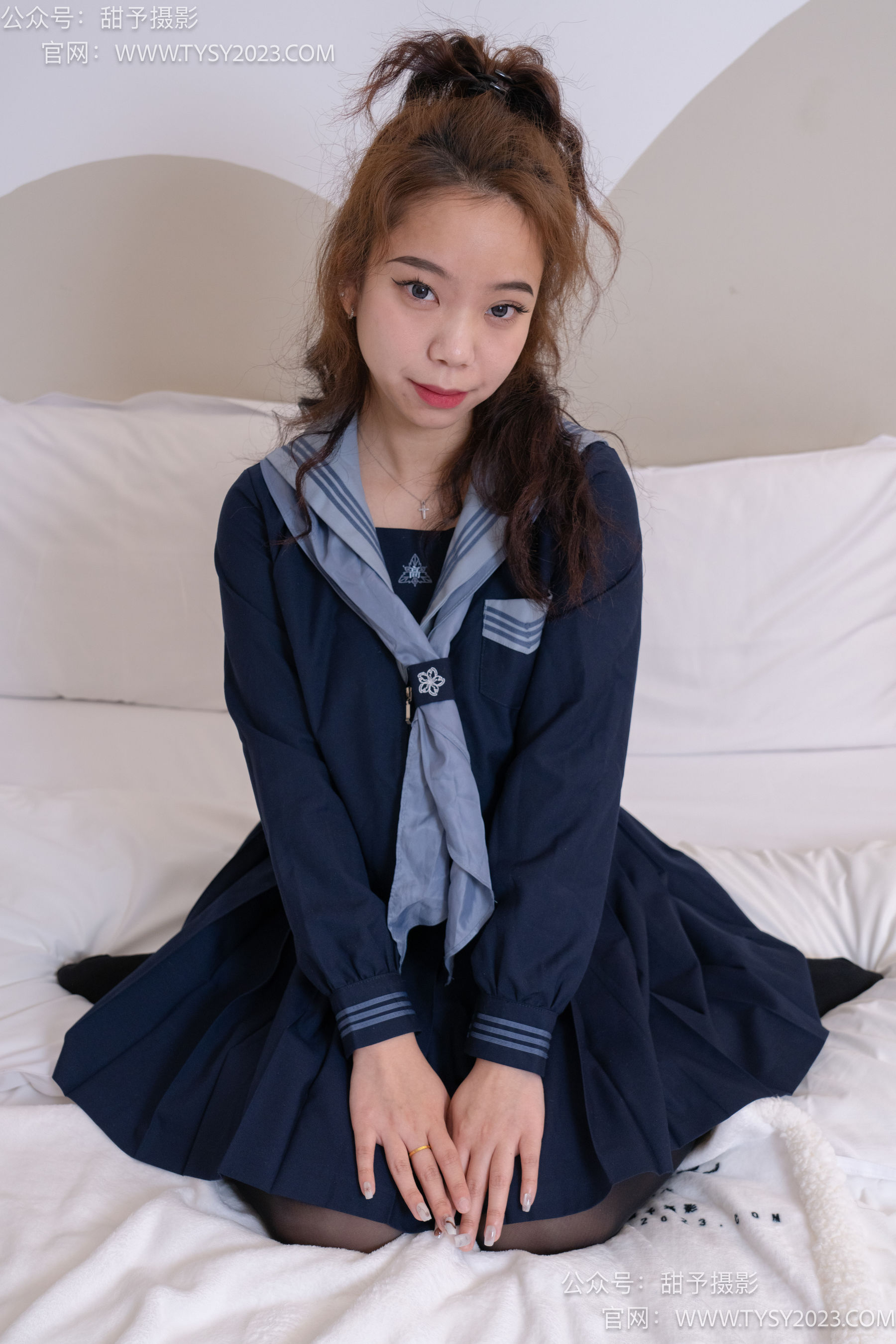 甜予摄影 No.094 小语 -K制服、皮鞋、厚黑丝/(127P)