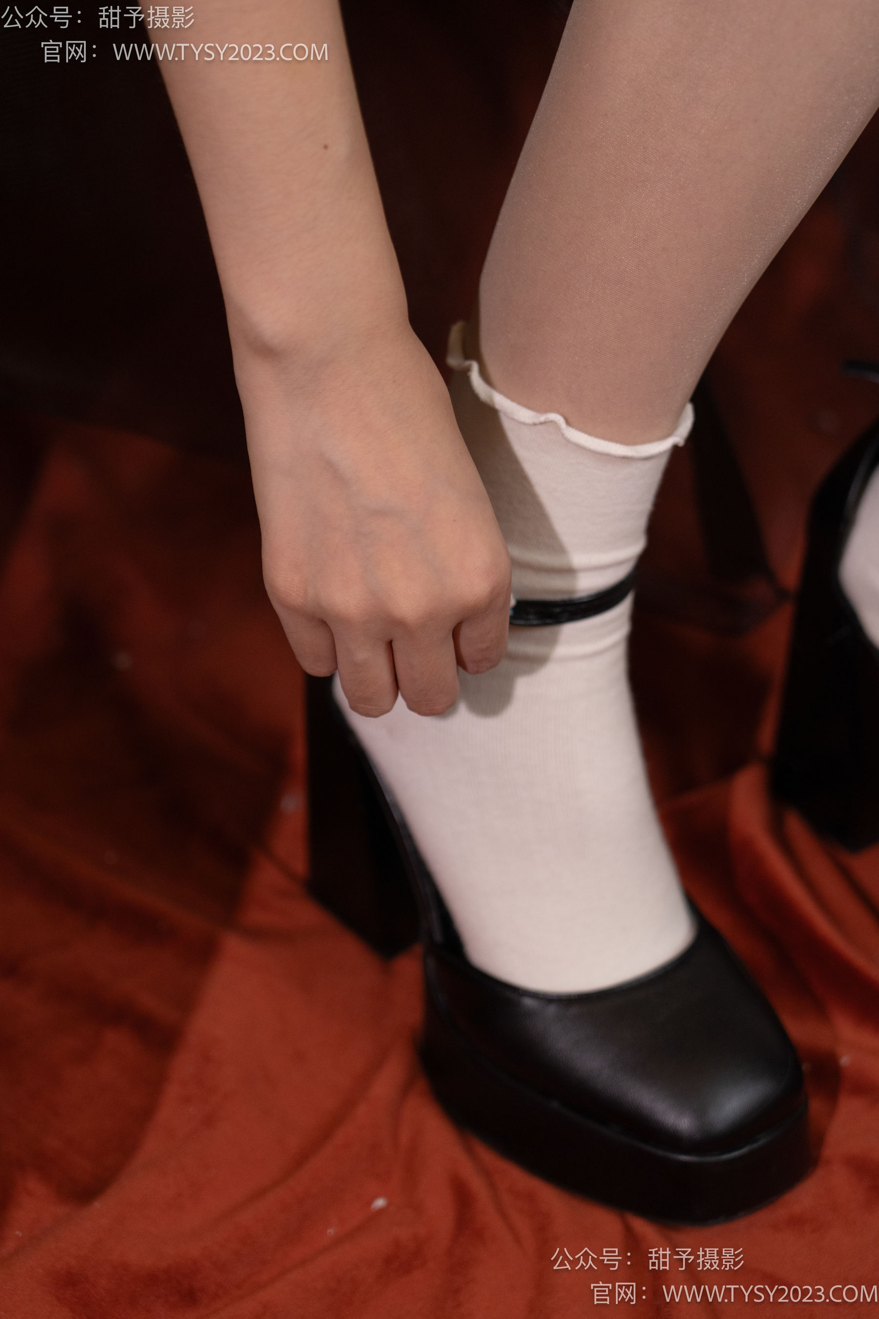 甜予摄影 No.095 璇璇 -旗袍、皮鞋、米白色棉袜、肉丝/(132P)