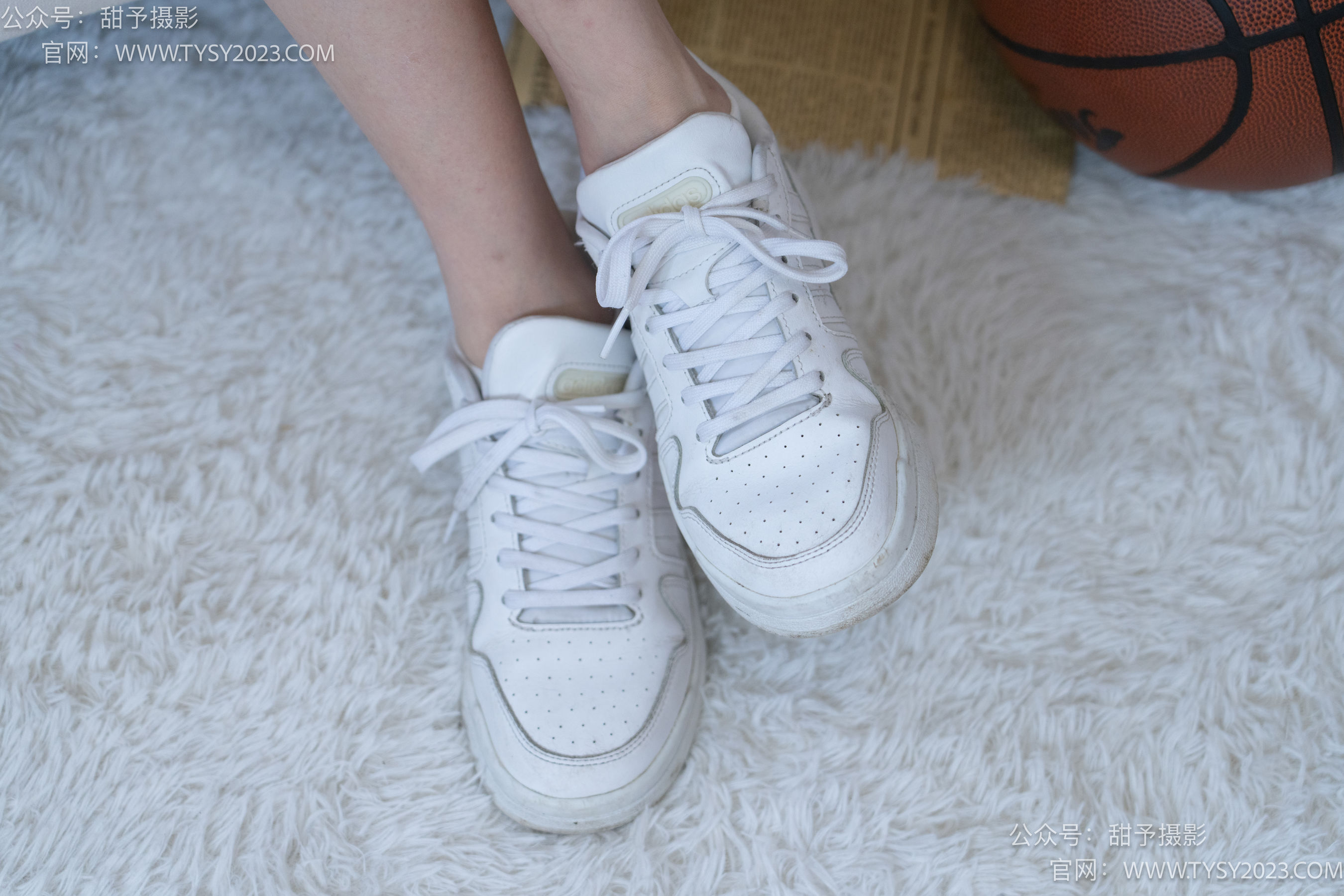 甜予摄影 No.087 静静 -板鞋、白棉袜、裸足/(106P)