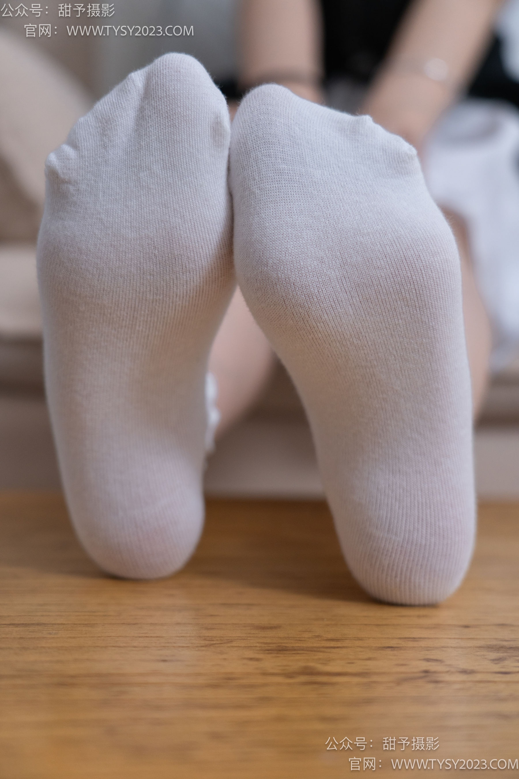 甜予摄影 No.083 璇璇 -运动鞋、白棉袜、裸足/(133P)