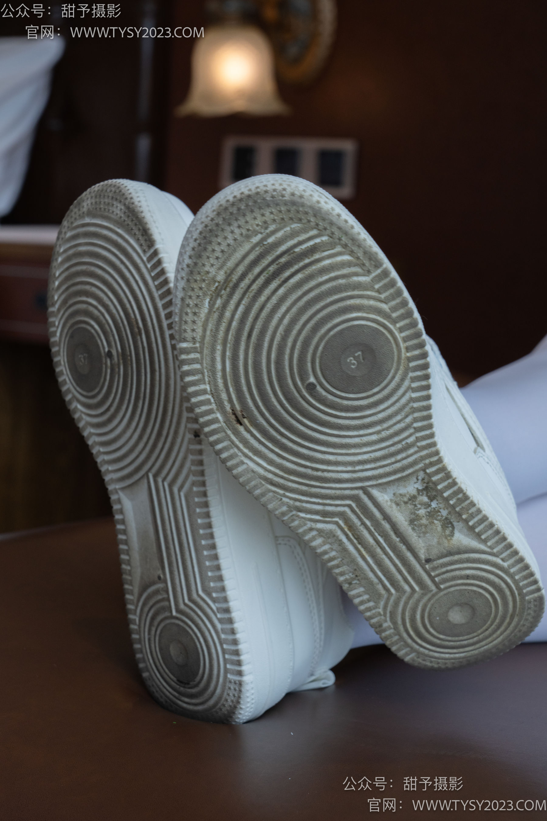 甜予摄影 No.089 璇璇 -板鞋、厚白丝/(136P)