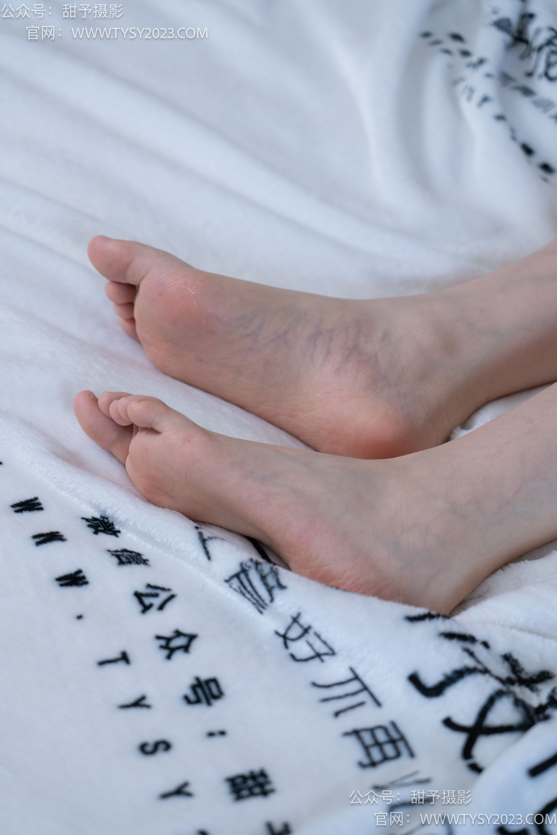 甜予摄影 No.083 璇璇 -运动鞋、白棉袜、裸足/(133P)
