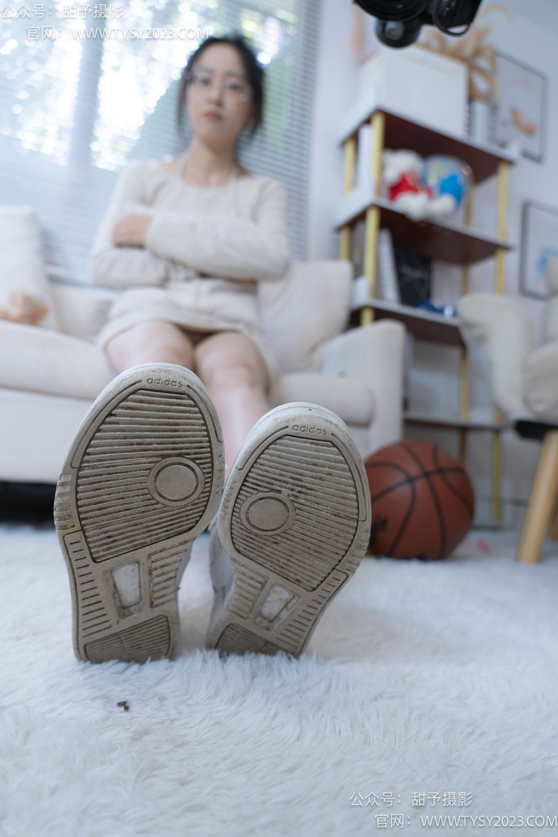 甜予摄影 No.087 静静 -板鞋、白棉袜、裸足/(106P)