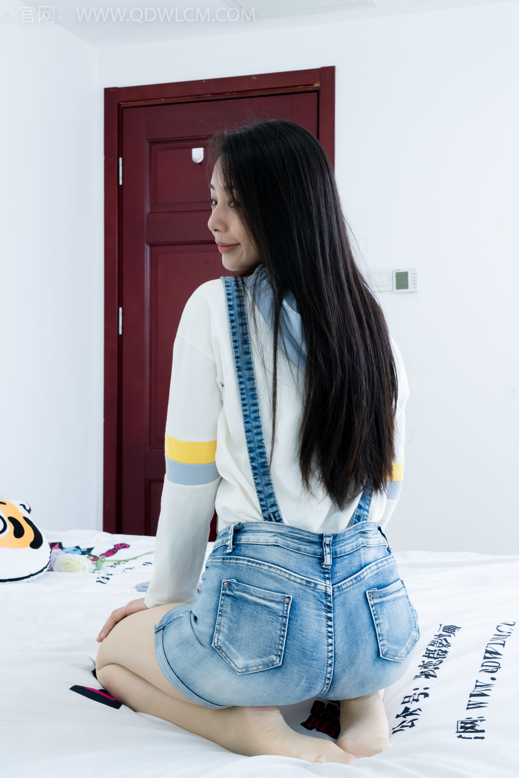 物恋传媒 No.2173 兰兰 -初秋的街头/(165P)