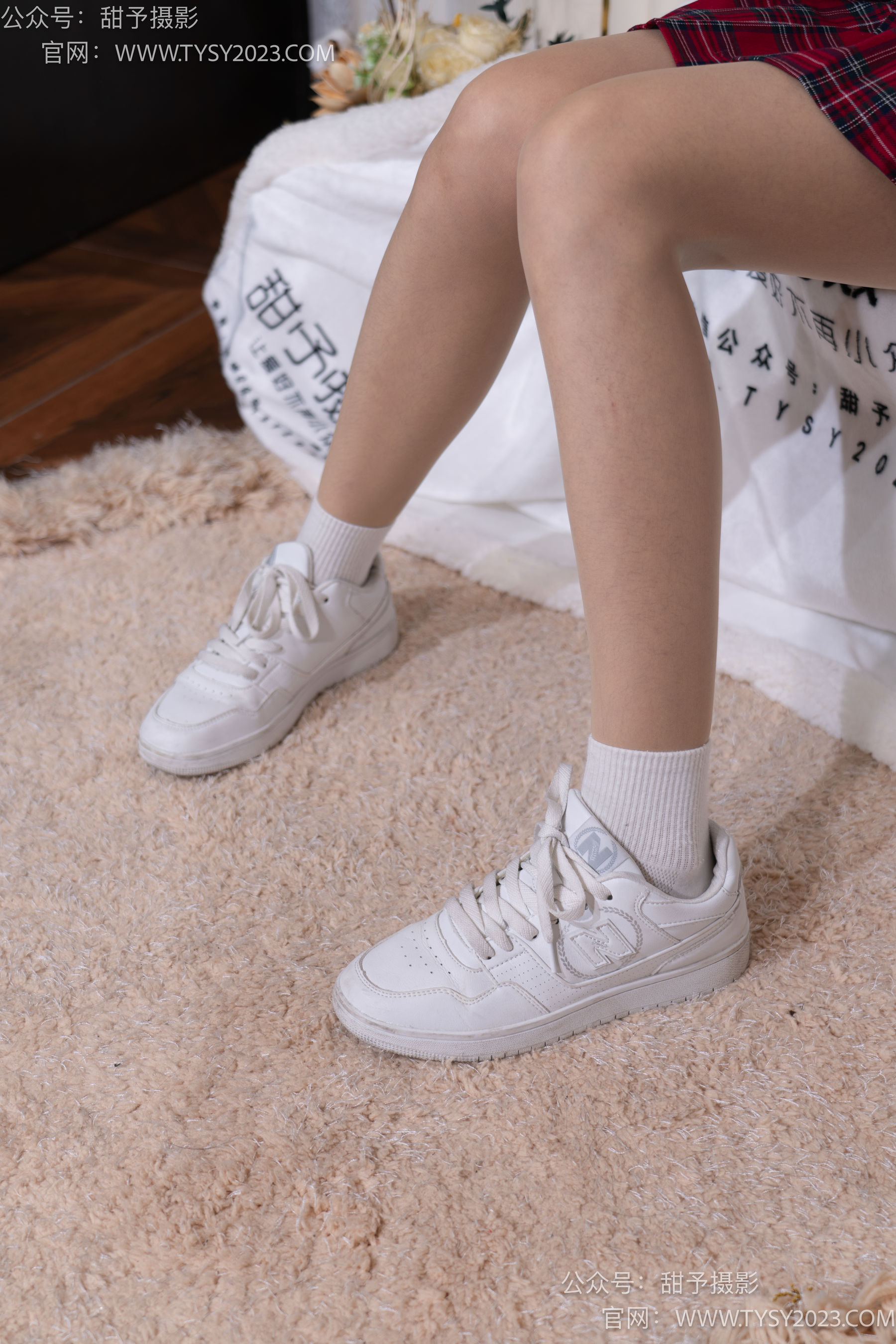 甜予摄影 No.085 小桃 -板鞋、白棉袜、肉丝（脚尖微加固款）/(129P)