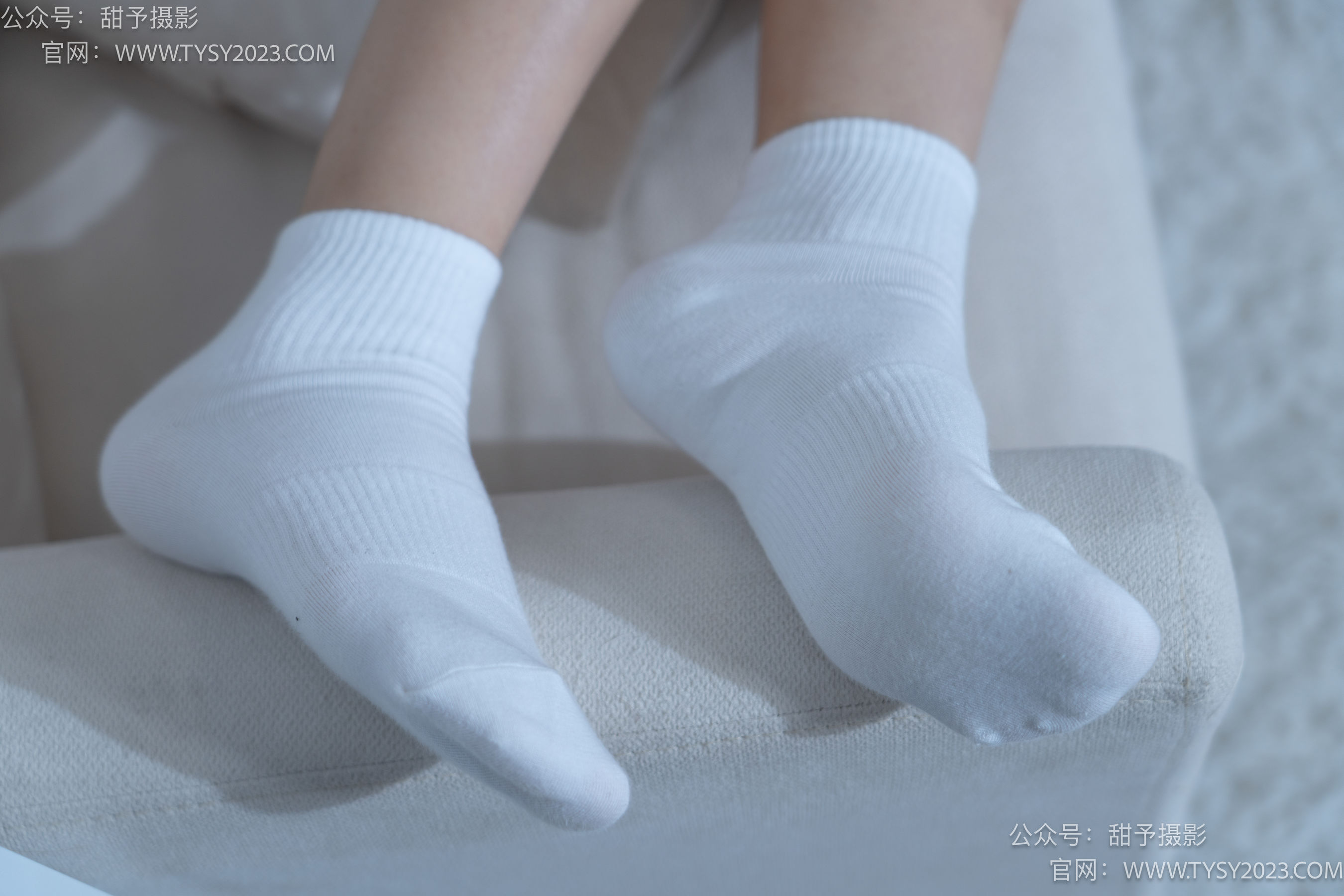 甜予摄影 No.082 筱筱 -帆布鞋、白棉袜、裸足/(116P)